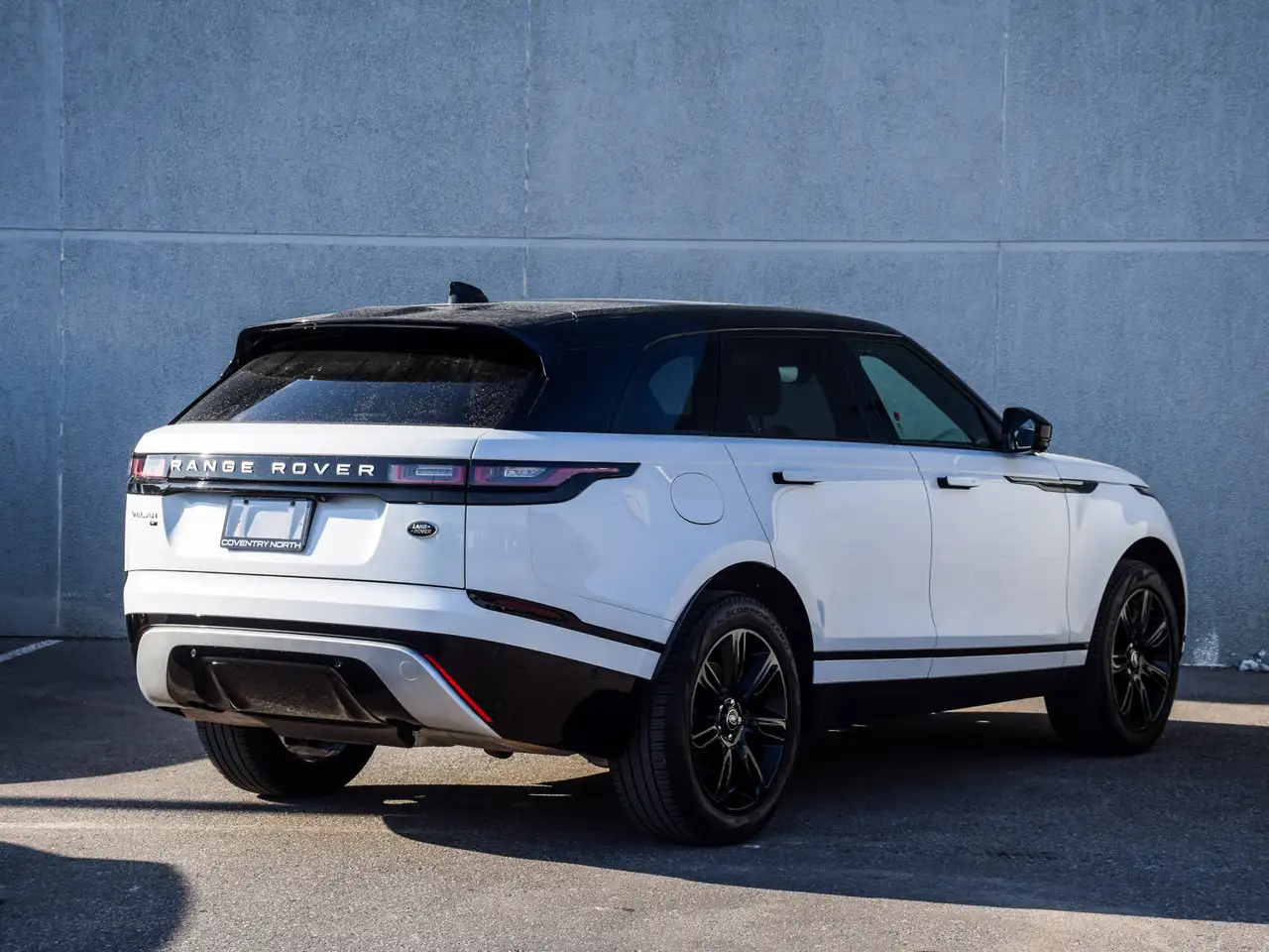 Land Rover Range Rover Velar снимка Land Rover Range Rover Velar