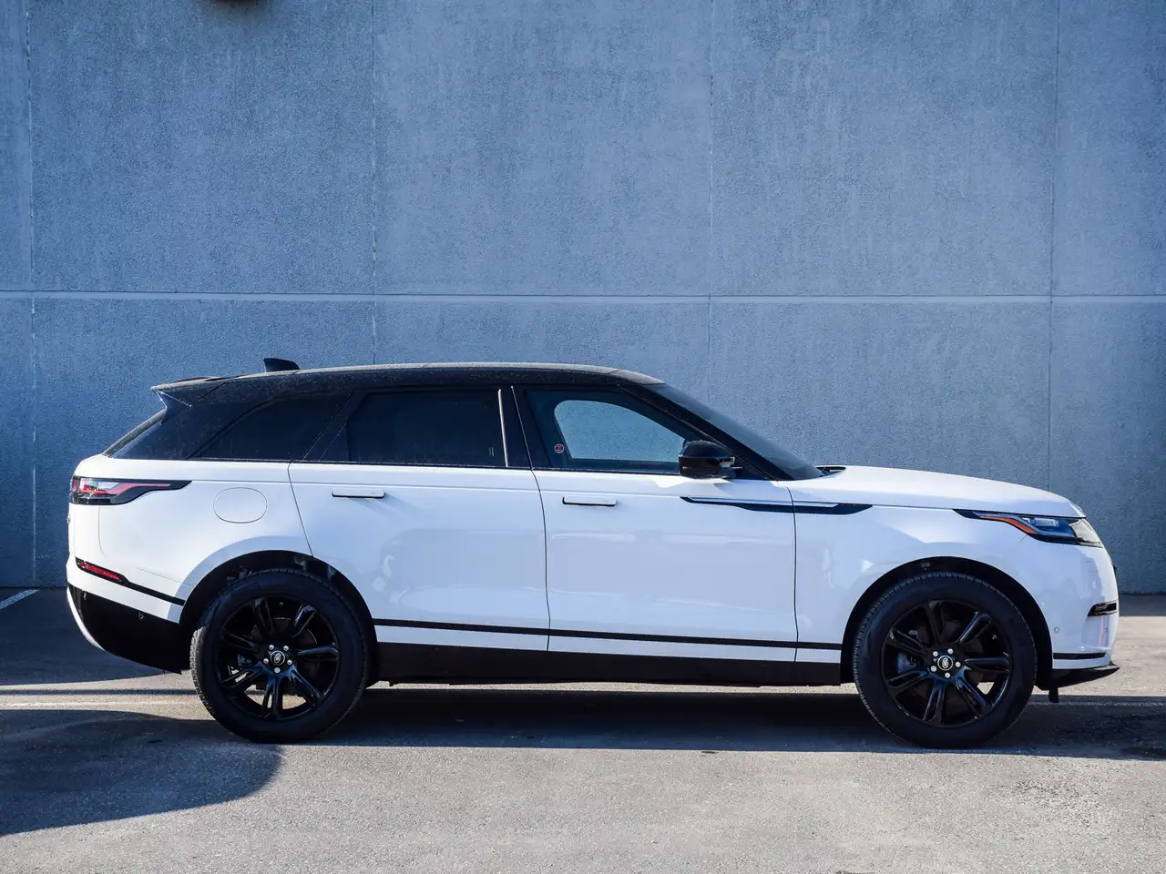 Land Rover Range Rover Velar снимка Land Rover Range Rover Velar