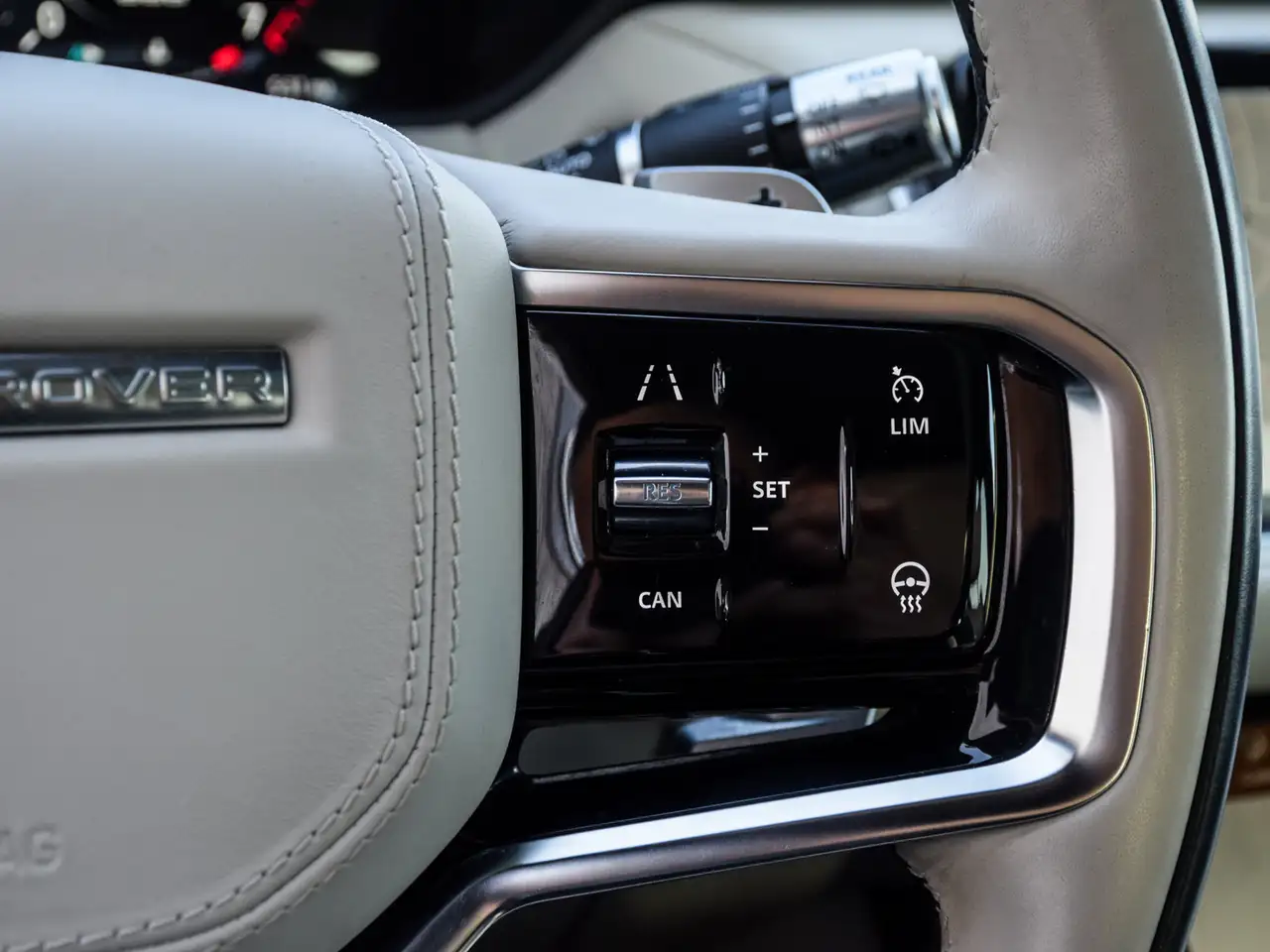 Land Rover Range Rover Velar снимка Land Rover Range Rover Velar