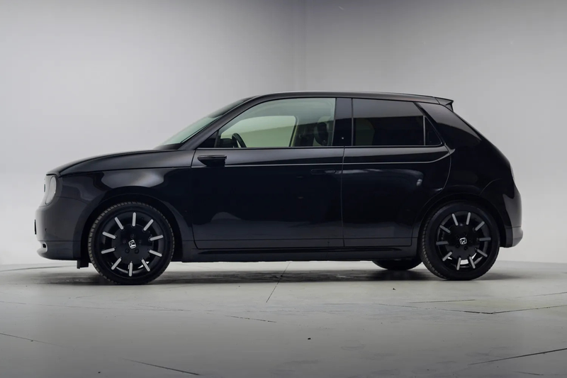 Honda e Advance 17" [ Panorama Leder ACC 360°cam ] — photo 2