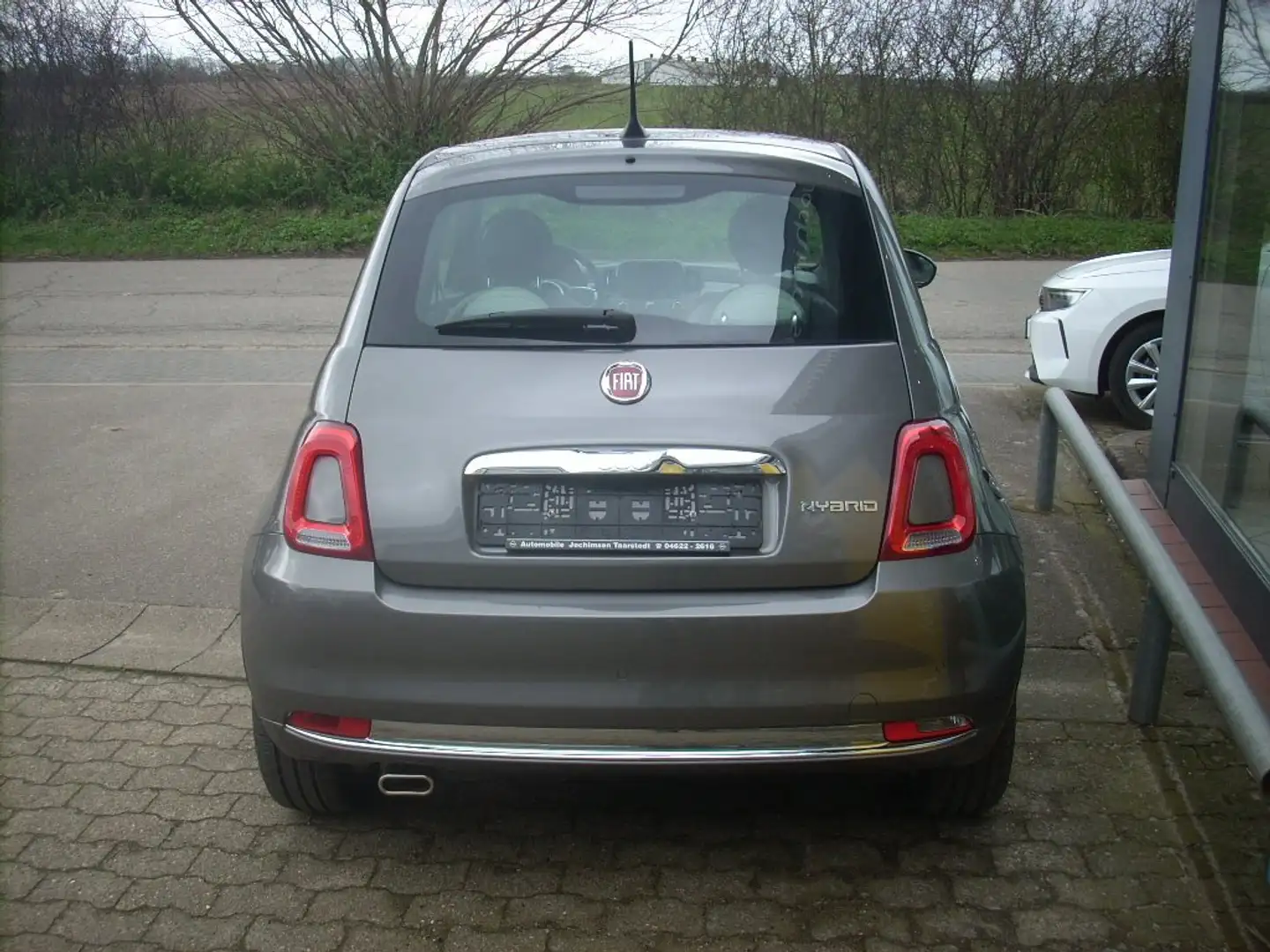 Fiat 500 Dolcevita Pano Apple Car Play Mild-Hybrid Grau - 2