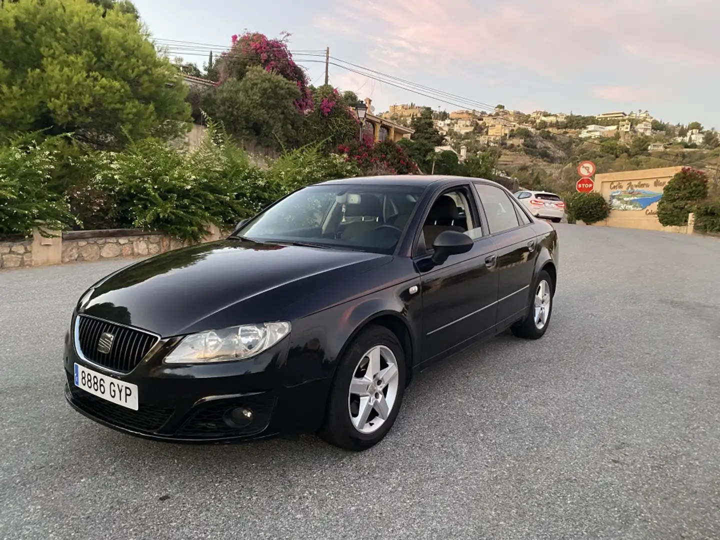 SEAT Exeo ST 2.0TDI CR Sport 143 Negro - 2