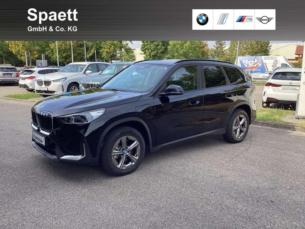 BMW X1 — BMW X1 xDrive25e Head-Up HK HiFi DAB LED Pano.Dach