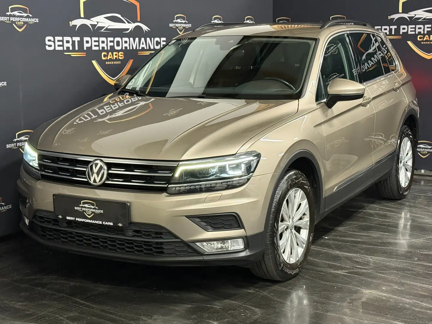 Volkswagen Tiguan Comfortline BMT/Start-Stopp 4Motion Beige - 1