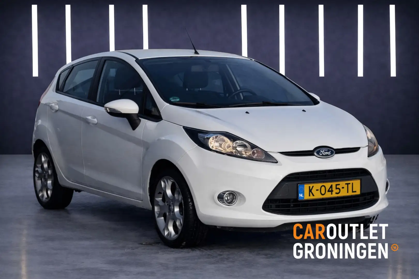 Ford Fiesta 1.4 Titanium 2013 | 5D | AIRCO | QuickClear | LMV Weiß - 1