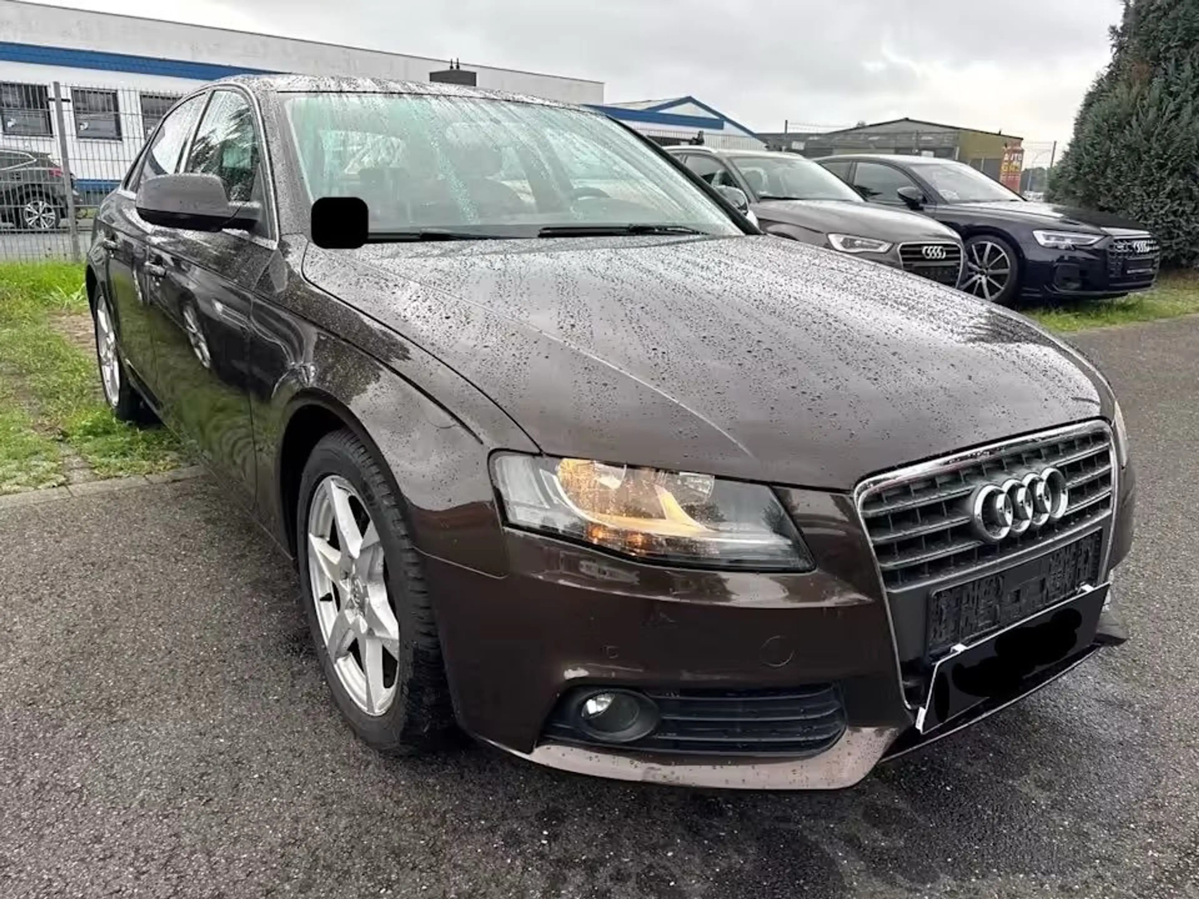 Audi A4 2.0 TDI Limousine Automatik PDC Tempomat SHZ
