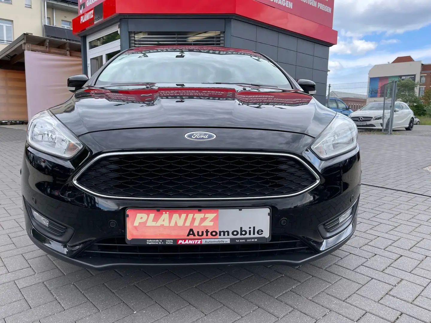 Ford Focus Business/Parkassistent/Tempomat/Scheckheft Zwart - 2