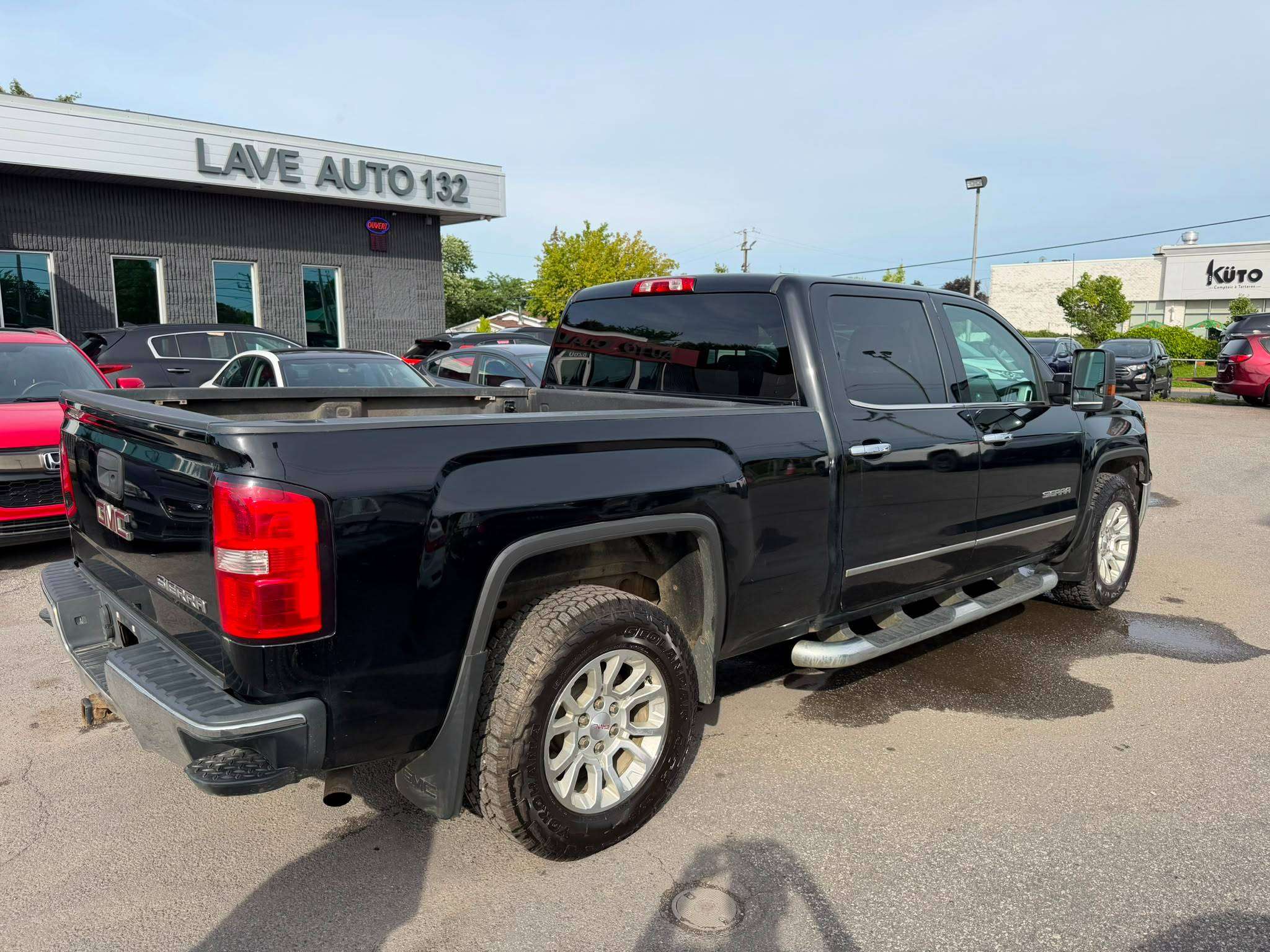 2015 GMC Sierra 1500 SLE - Image 16