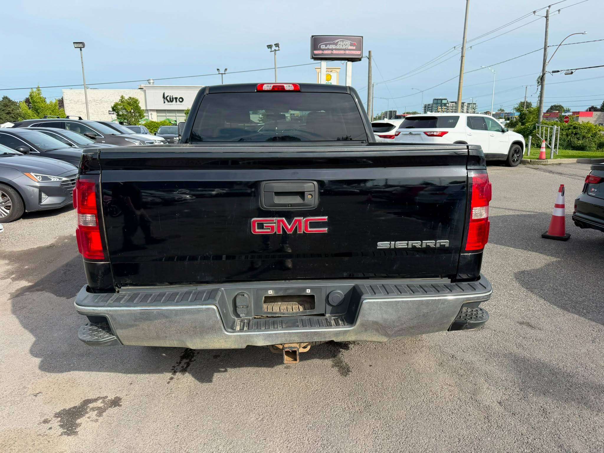 2015 GMC Sierra 1500 SLE - Image 5