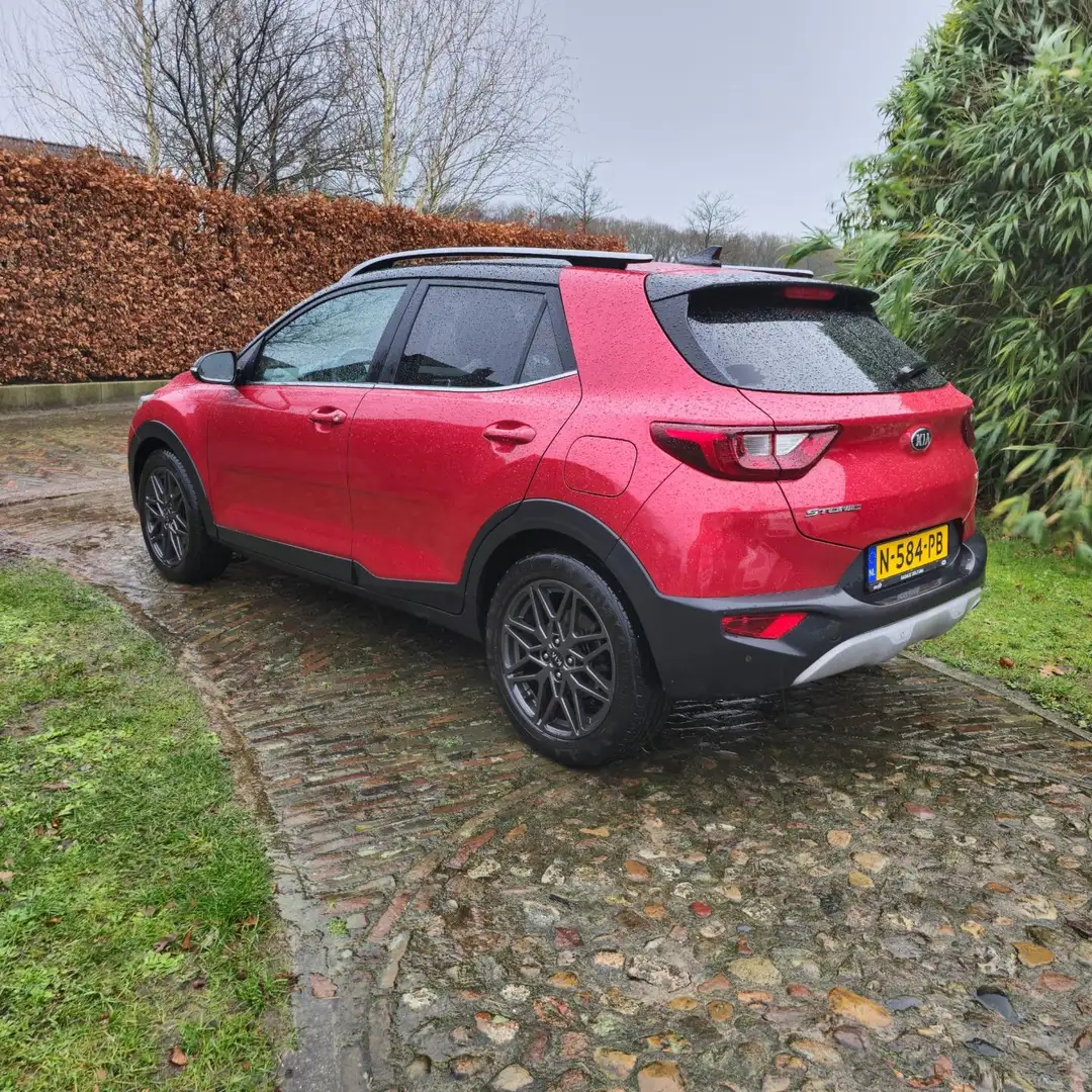 Kia Stonic 1.0 T-GDi DynamicPlusLine-AUTOMAAT-Camera-Navi- Rood - 2