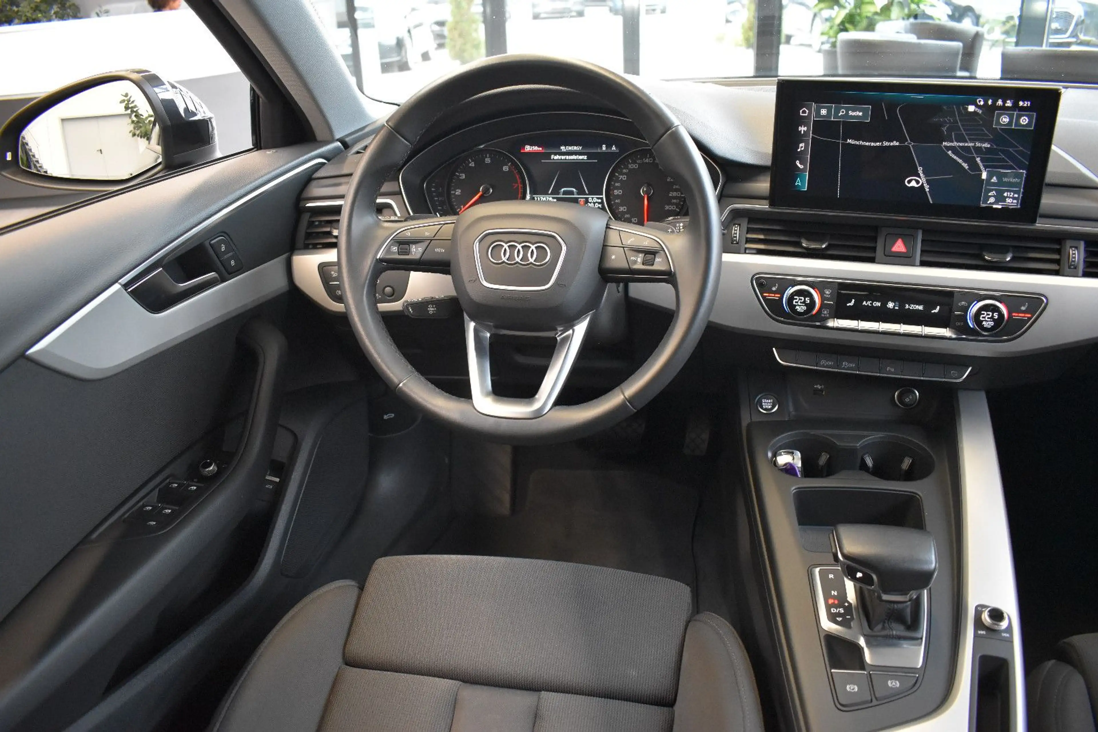 Audi A4 Avant 35TFSI S-tronic LED~Navi~Tempomat~RFKam — photo 10