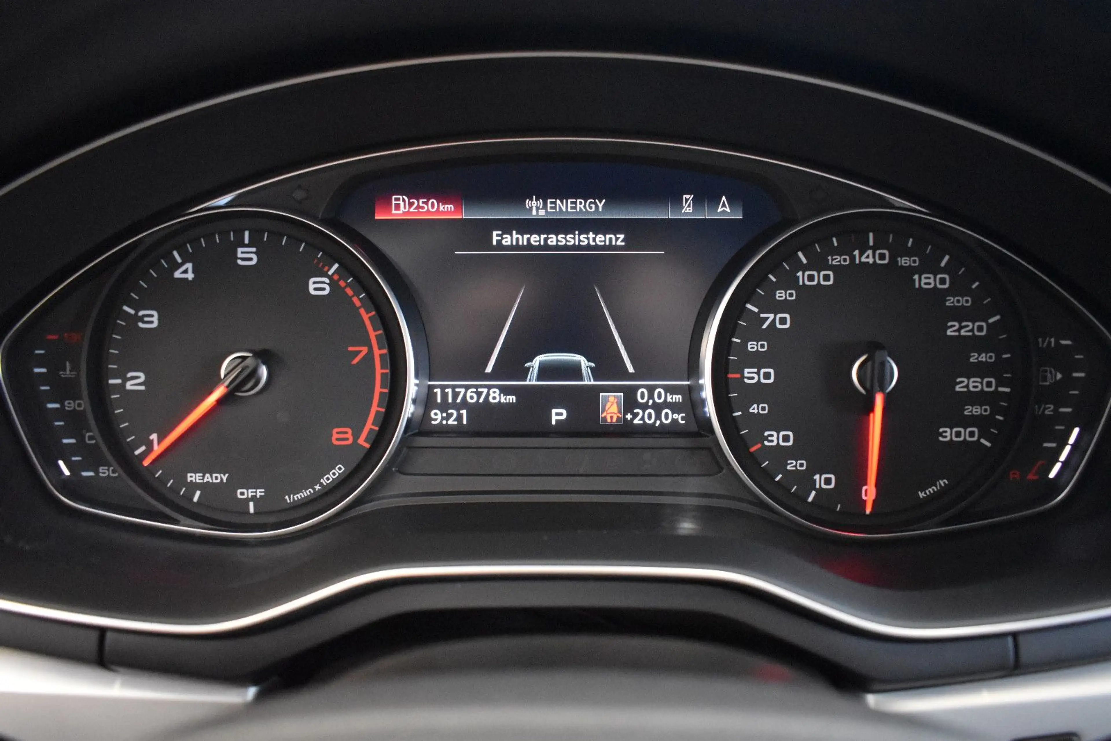 Audi A4 Avant 35TFSI S-tronic LED~Navi~Tempomat~RFKam — photo 15
