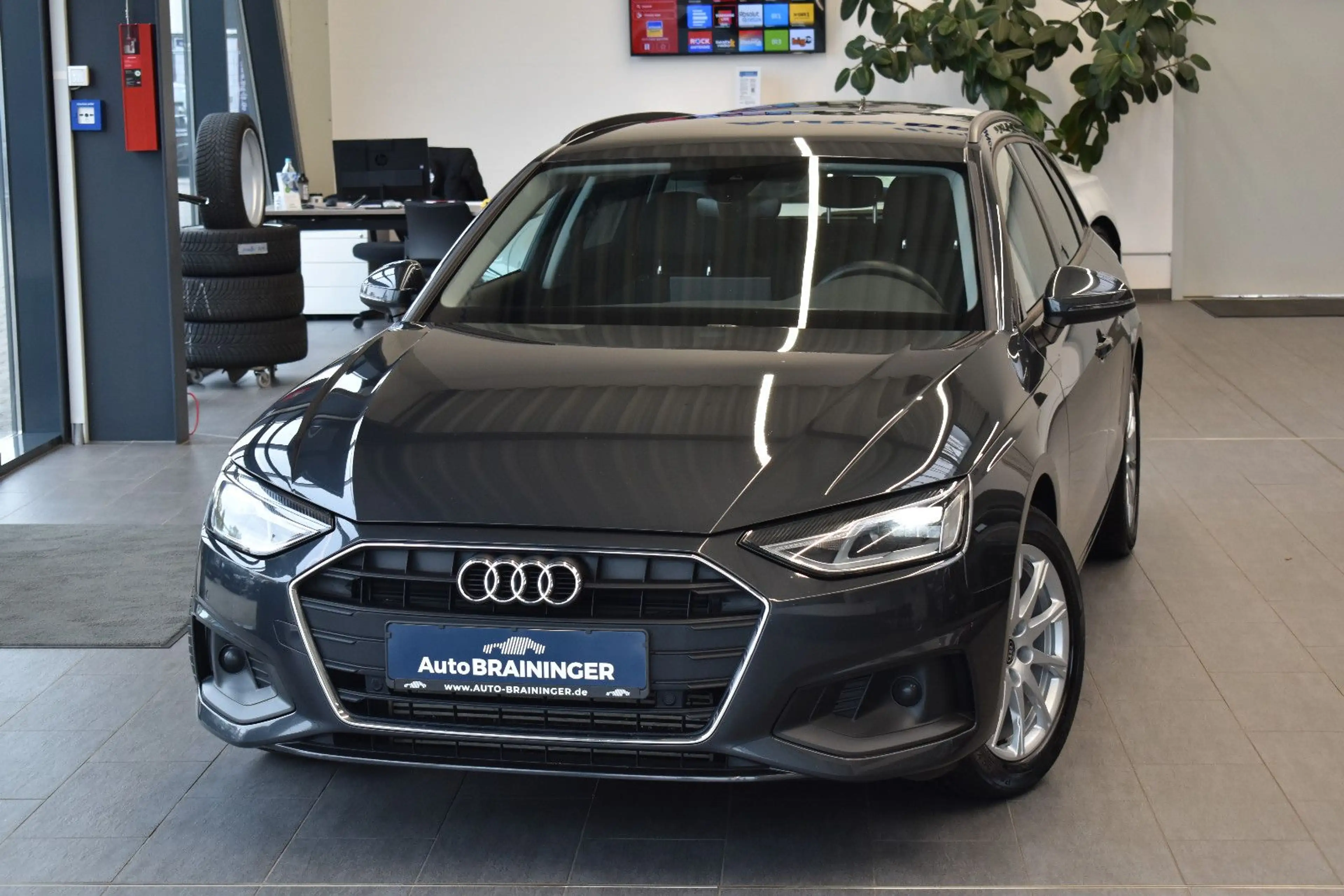 Audi A4 Avant 35TFSI S-tronic LED~Navi~Tempomat~RFKam