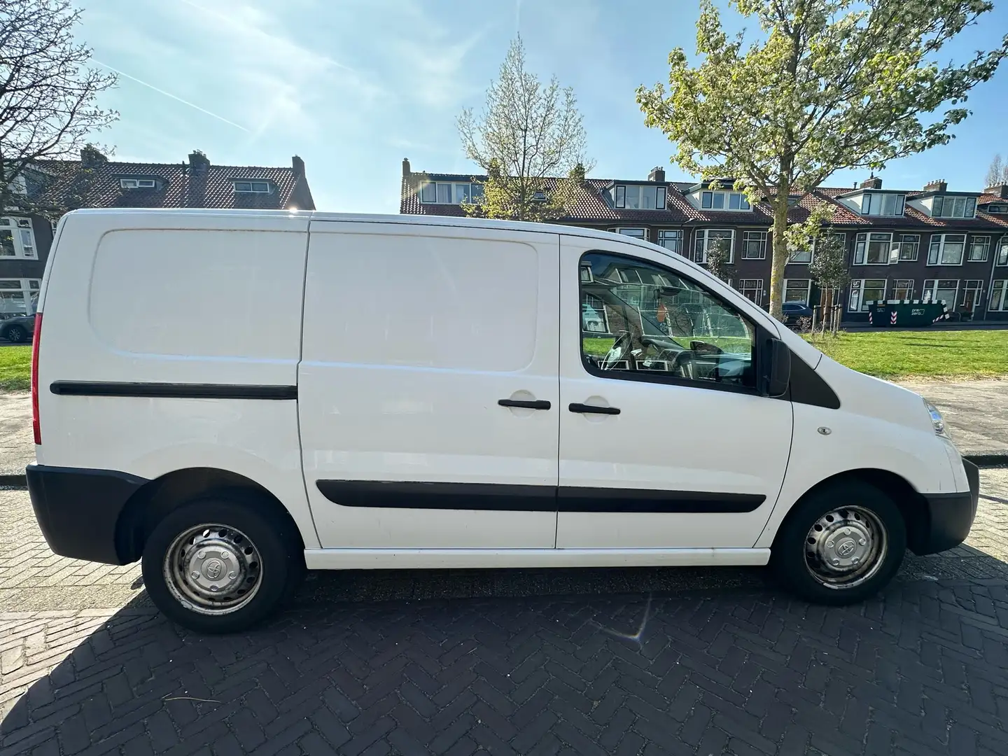 Toyota Proace 2,0-l-D-4D L1H1 Comfort met NAP - 1