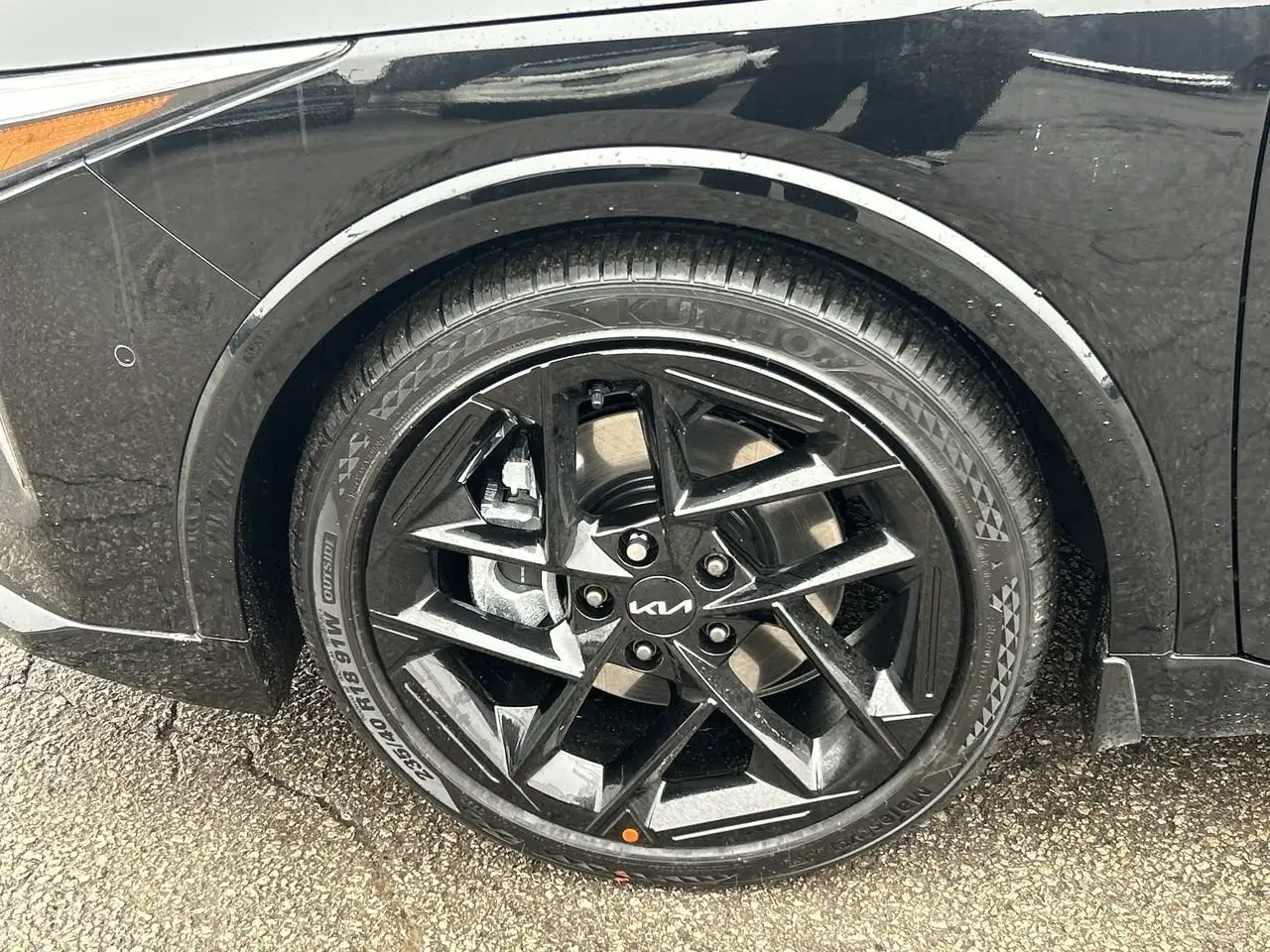 Kia K4 fotografie Kia K4