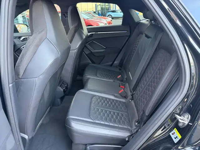 Audi RS Q3 view 15