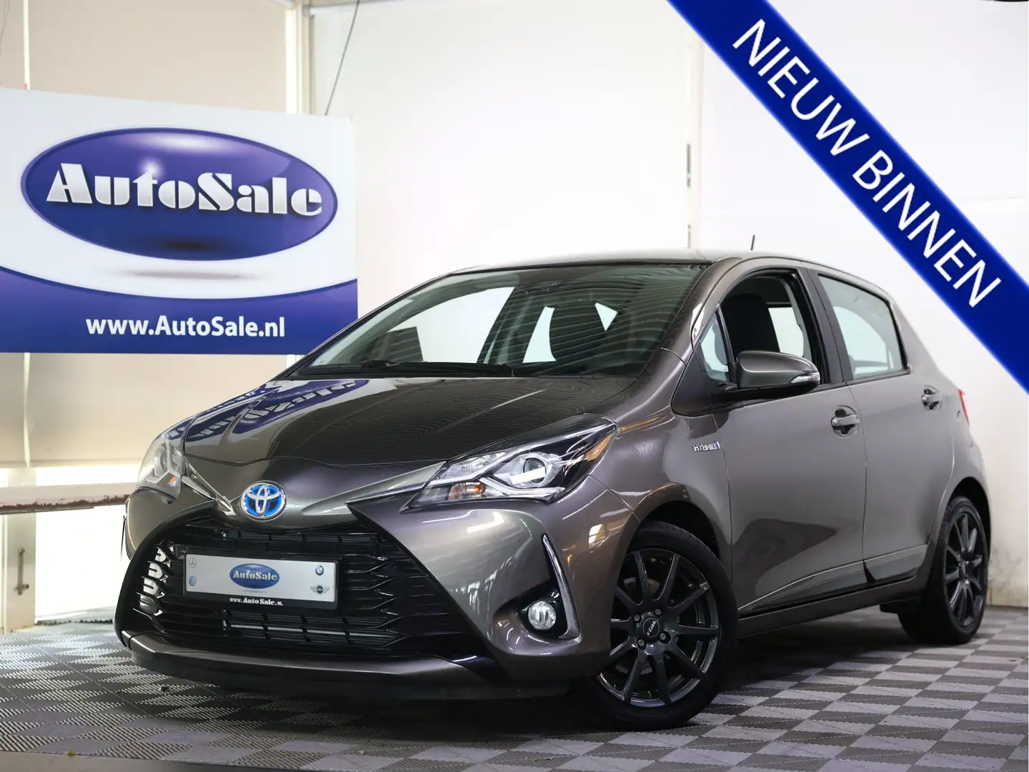 Toyota Yaris 1.5 Hybrid Y20 Luxe Uitv. A.CAMERA NAVI "17 Beige - 1