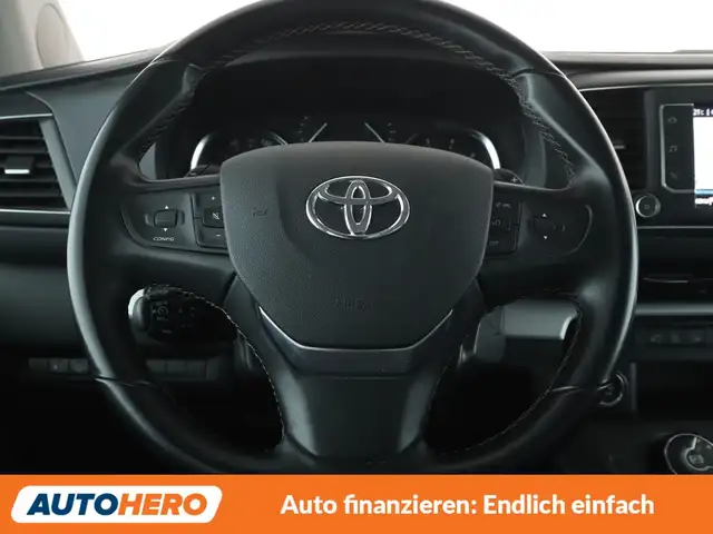 Toyota Proace view 19
