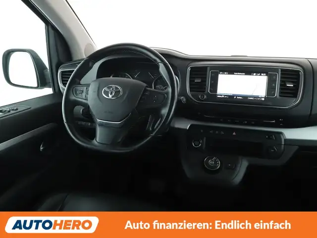 Toyota Proace view 13