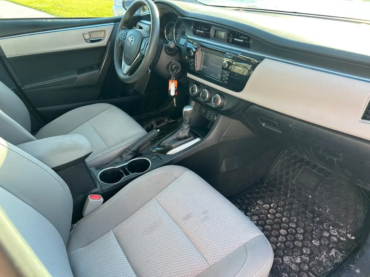 Toyota Corolla снимка Toyota Corolla