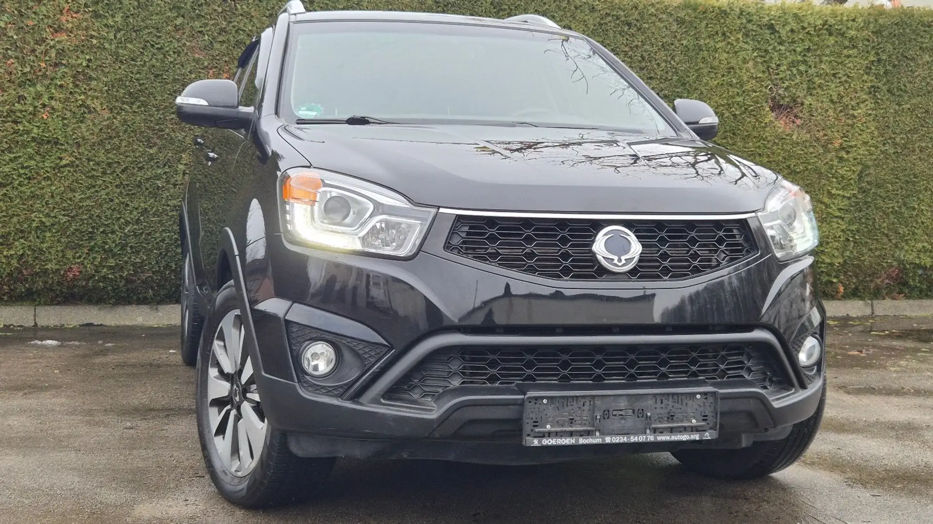 SsangYong Korando 2.0 KAMERA/NAVI/4 x SHZ/ LEDER/ DAB/18" Schwarz - 1