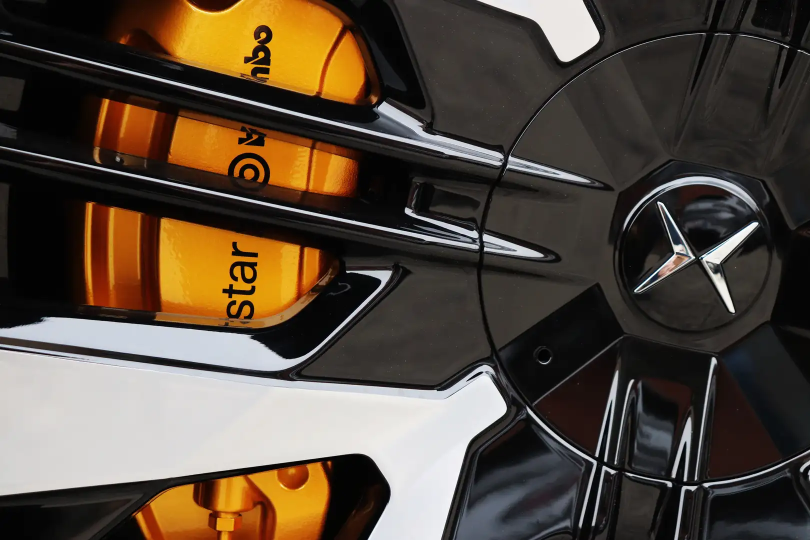 Polestar 2 82 kWh Performance - Plus&Pilot/Leather/Heatpump Grijs - 2
