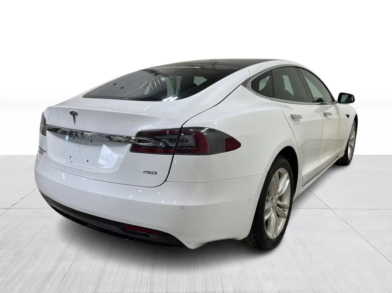 Tesla Model S снимка Tesla Model S