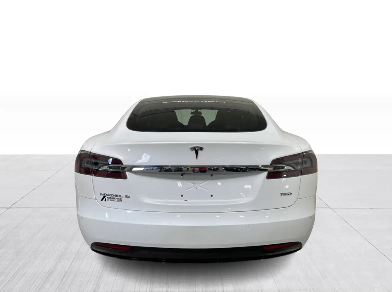Tesla Model S снимка Tesla Model S