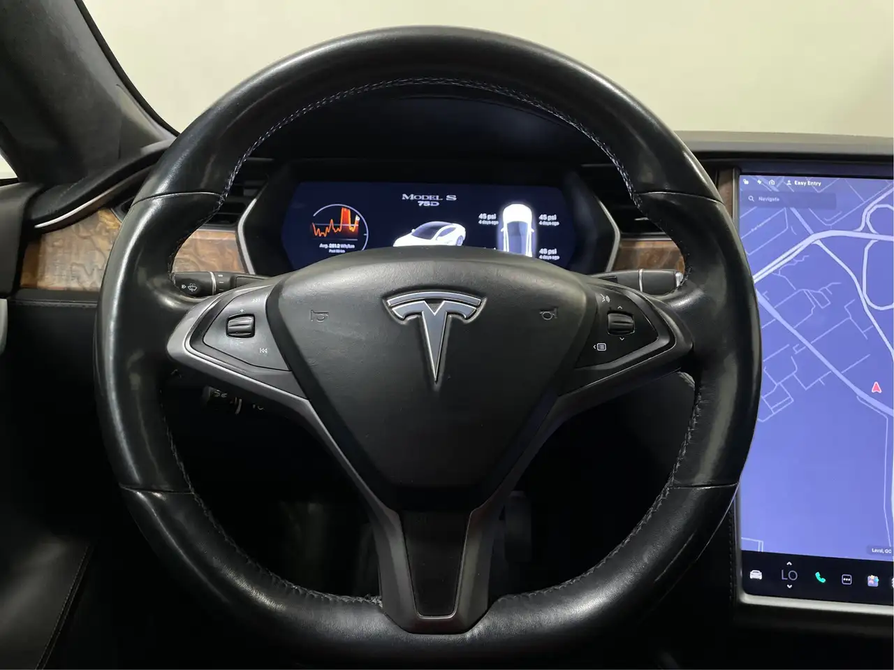 Tesla Model S снимка Tesla Model S