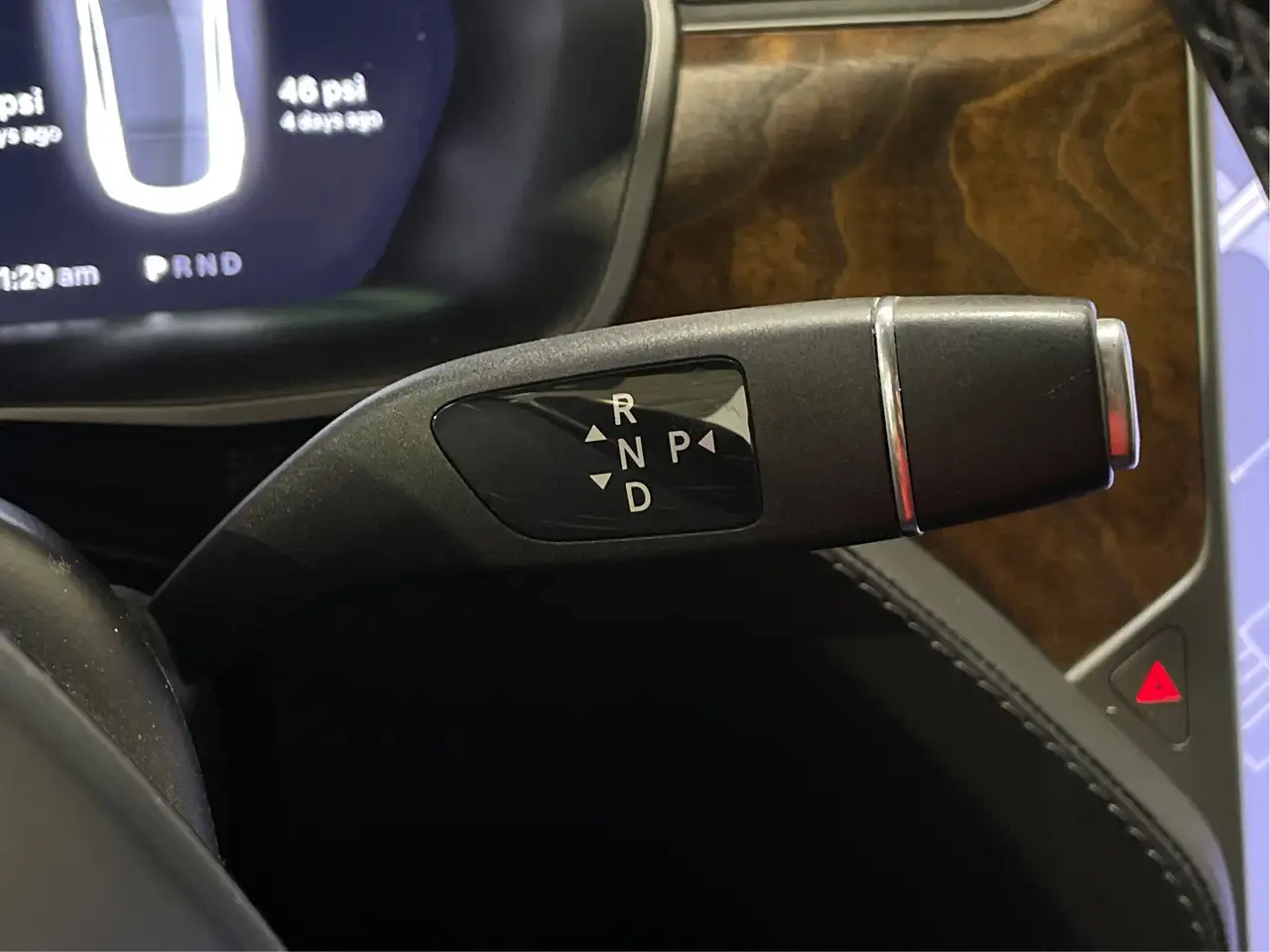 Tesla Model S снимка Tesla Model S