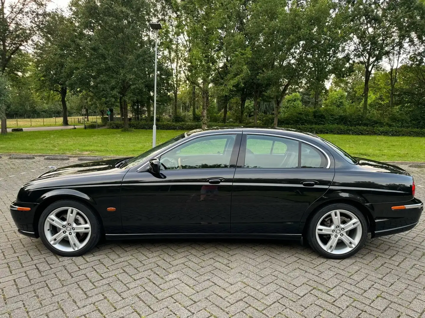 Jaguar S-Type 4.0 V8 Negro - 2