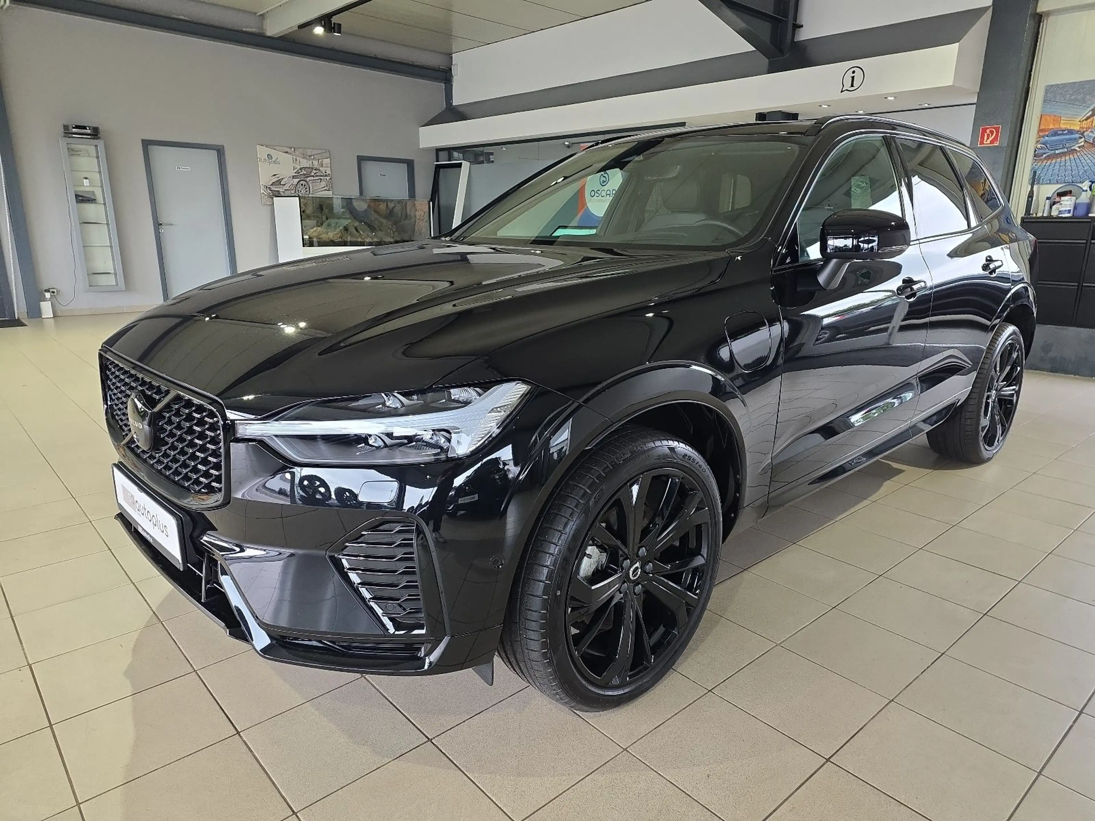 Volvo XC60 T8 Ultra Black Edition Recharge AWD AHK 360