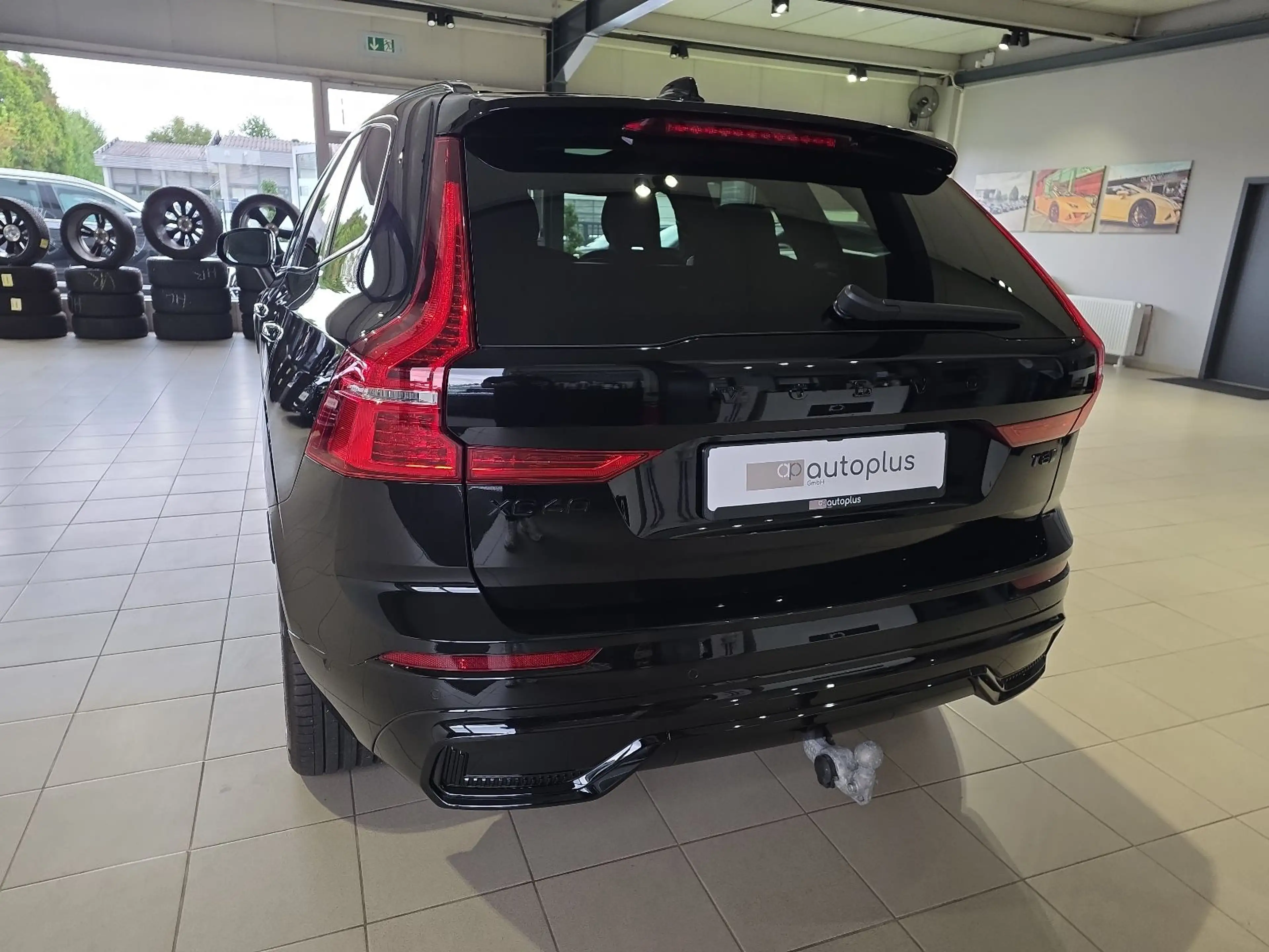 Volvo XC60 T8 Ultra Black Edition Recharge AWD AHK 360 — photo 9