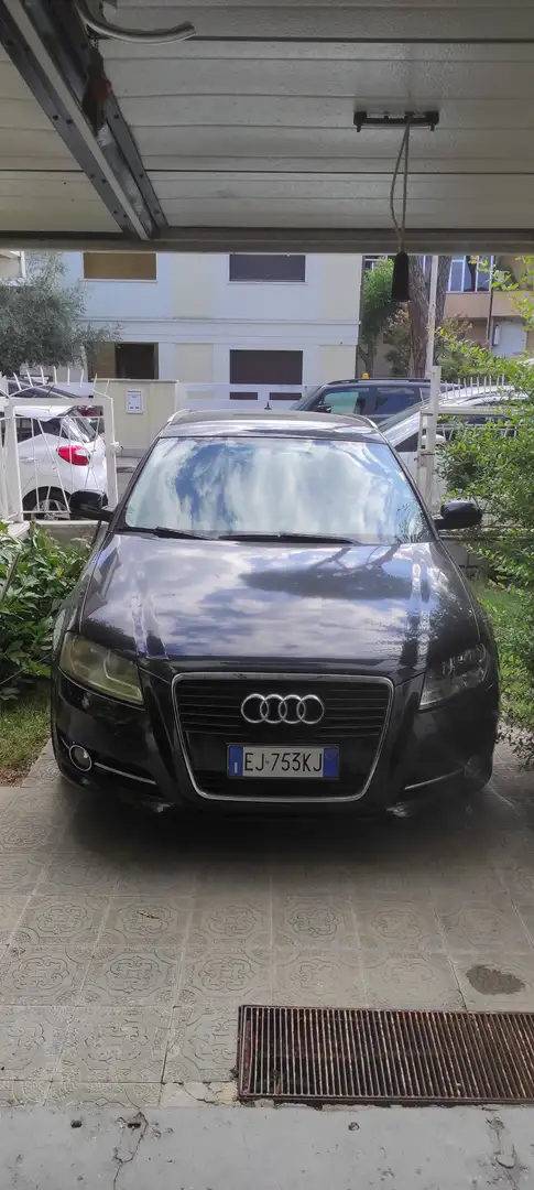 Audi A3 A3 II 2008 Sportback Sportback 1.6 tdi Ambition Nero - 1