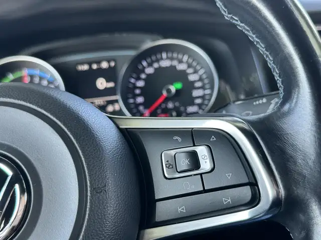 Volkswagen Golf view 29