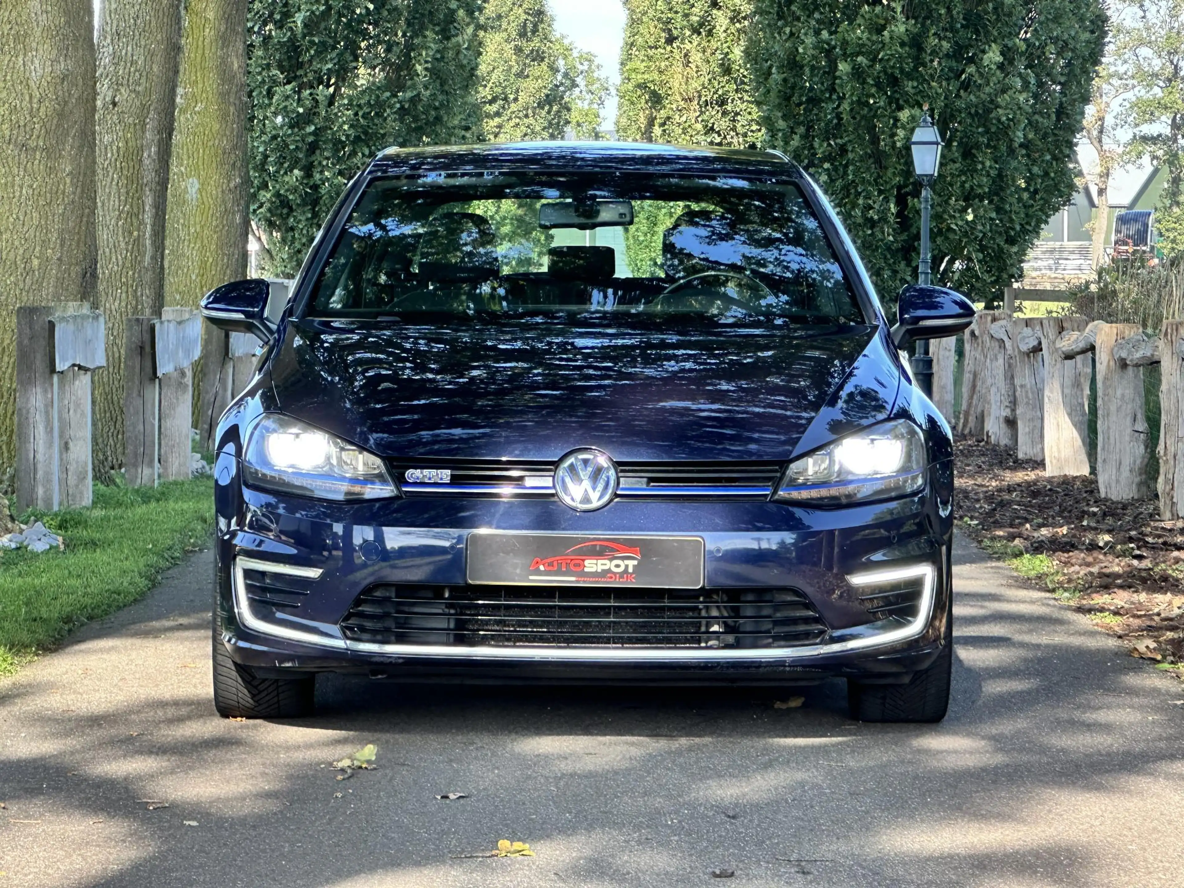 Volkswagen Golf GTE 1.4 TSI — photo 6