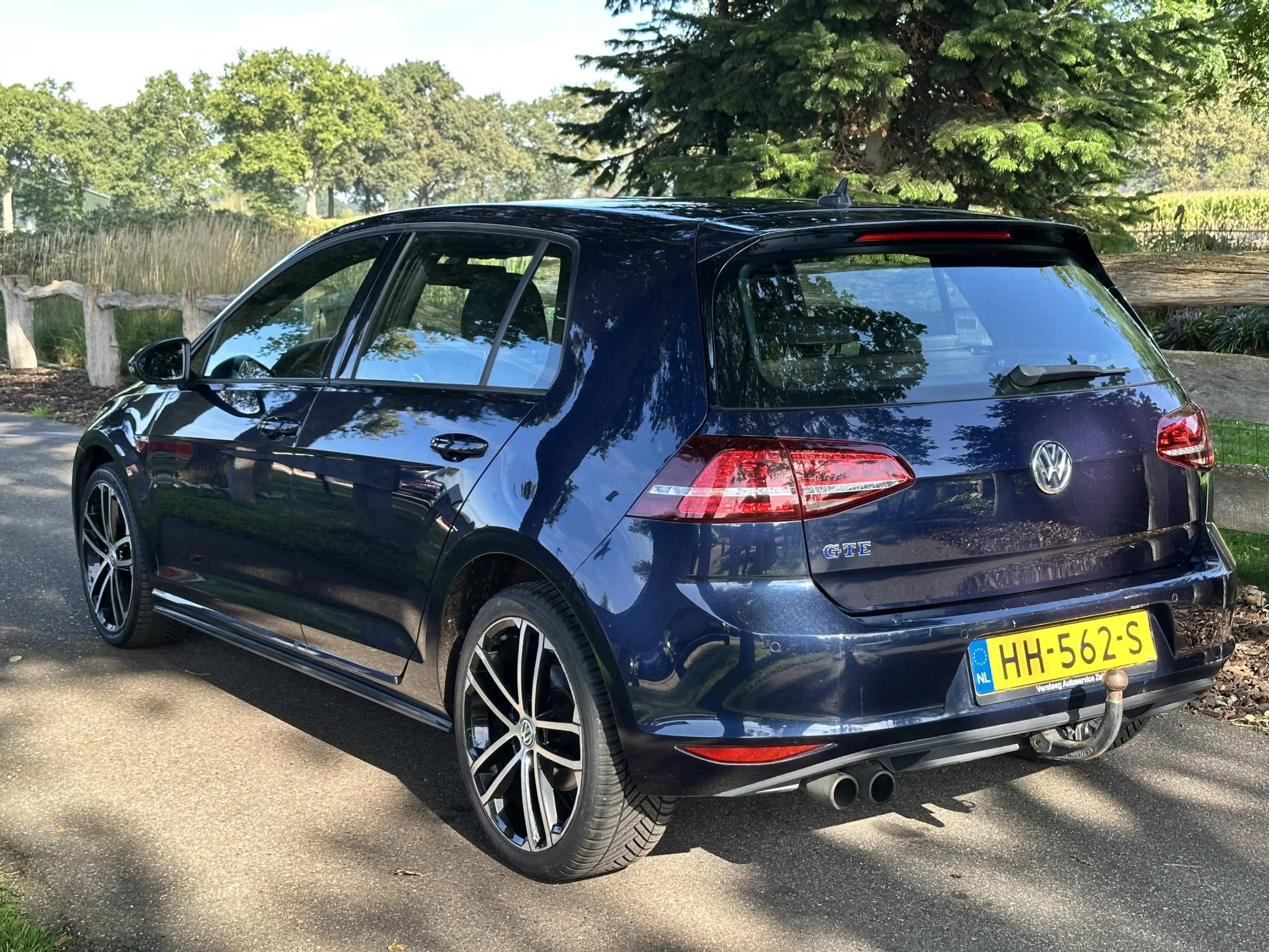 Volkswagen Golf GTE 1.4 TSI — photo 14