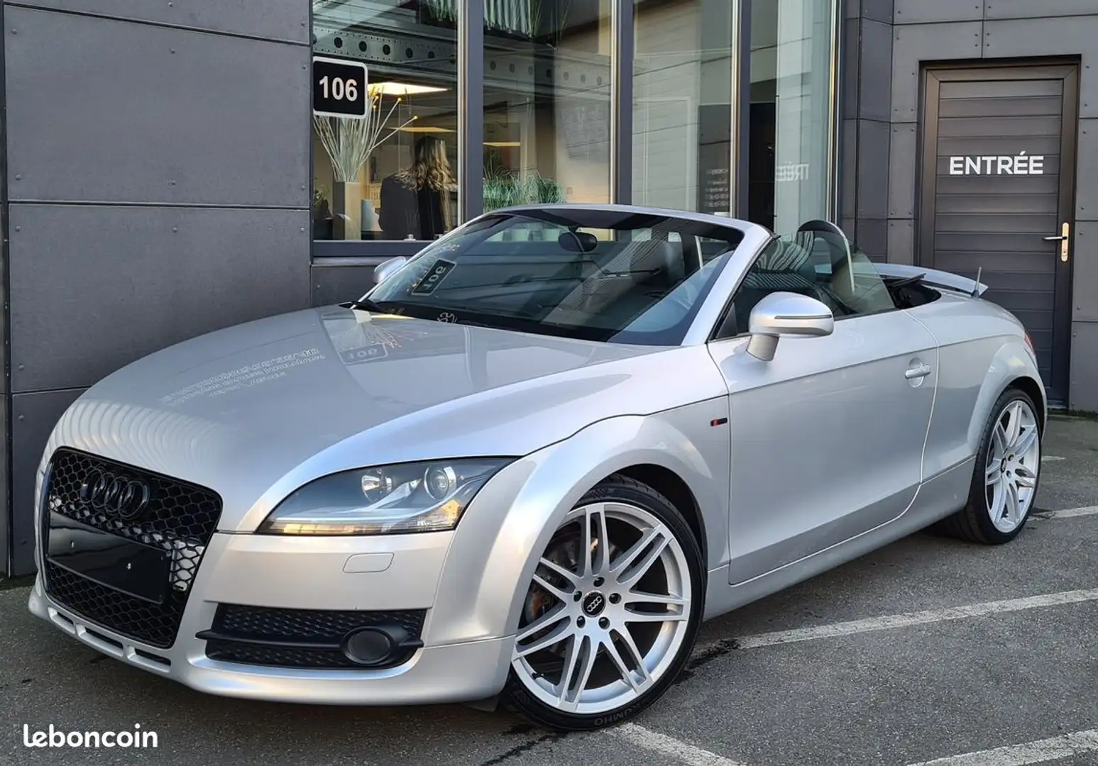 Audi TT Cabriolet S-line 200cv Grau - 1