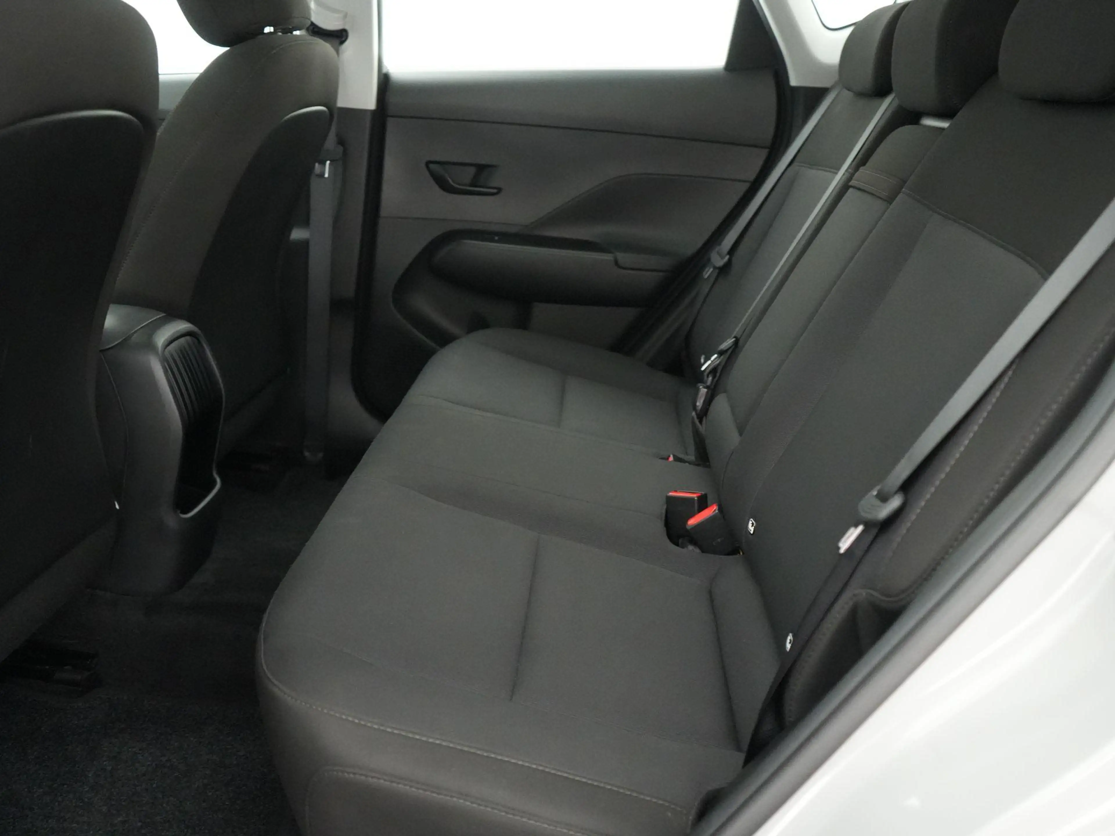 Hyundai KONA 1.6 T-GDI Techno 48V 7-DCT — photo 15