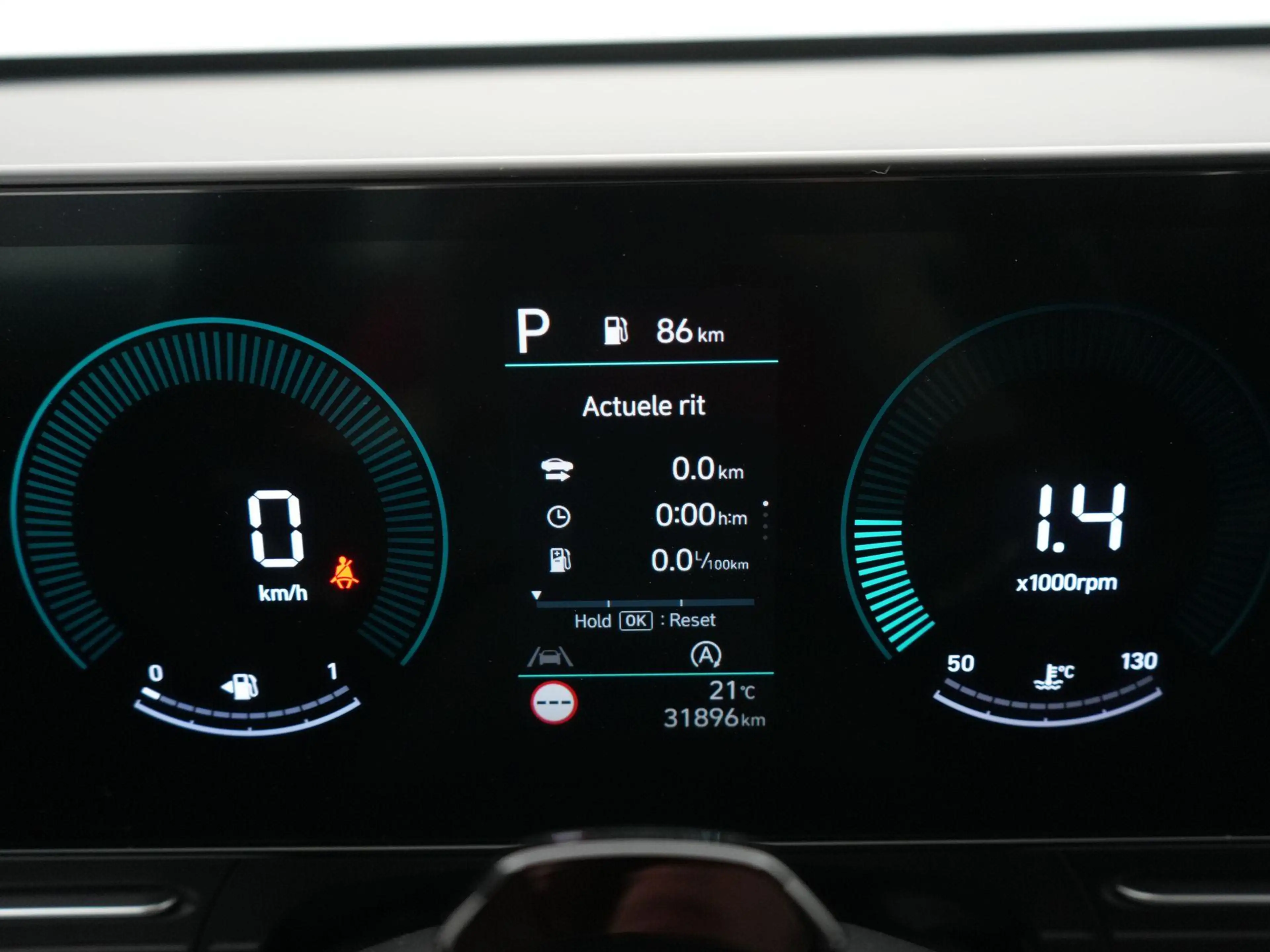 Hyundai KONA 1.6 T-GDI Techno 48V 7-DCT — photo 8