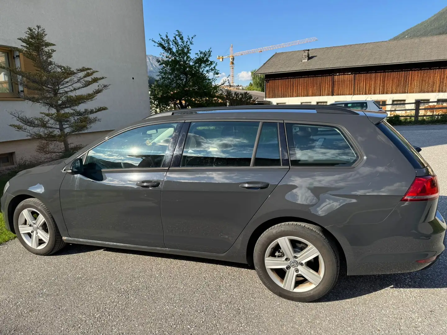 Volkswagen Golf Variant 2.0 TDI 4Motion BlueMotion Technology Comfortline - 1