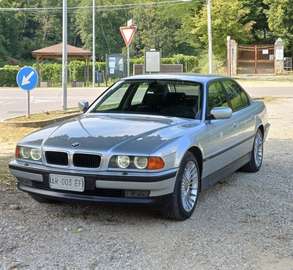 BMW 735i , 3500cc, 235cv, V8 TARGA ORO ASI