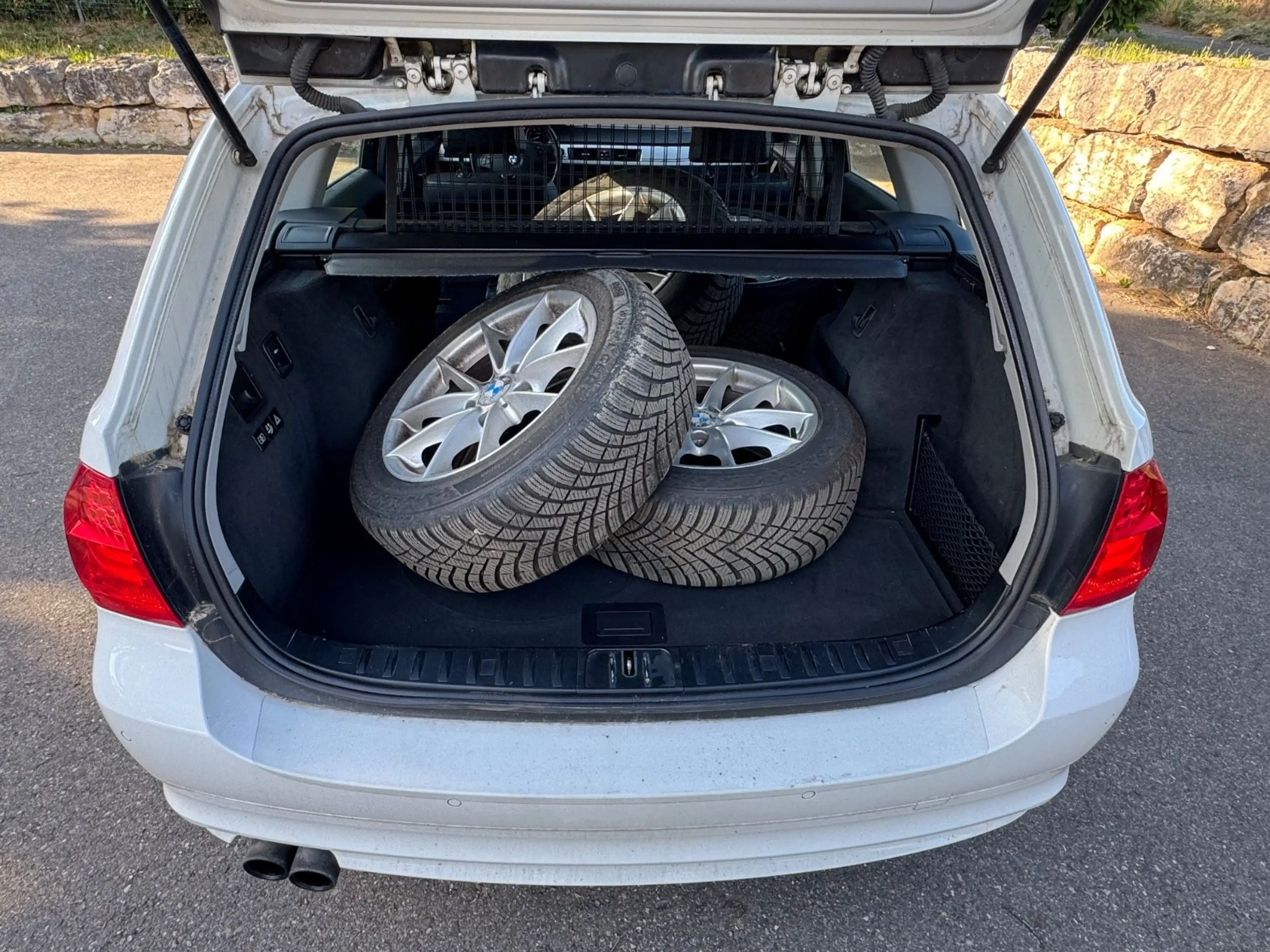 BMW 325 3 Touring 325i Edition Sport /Sportsitze/AHK — photo 5
