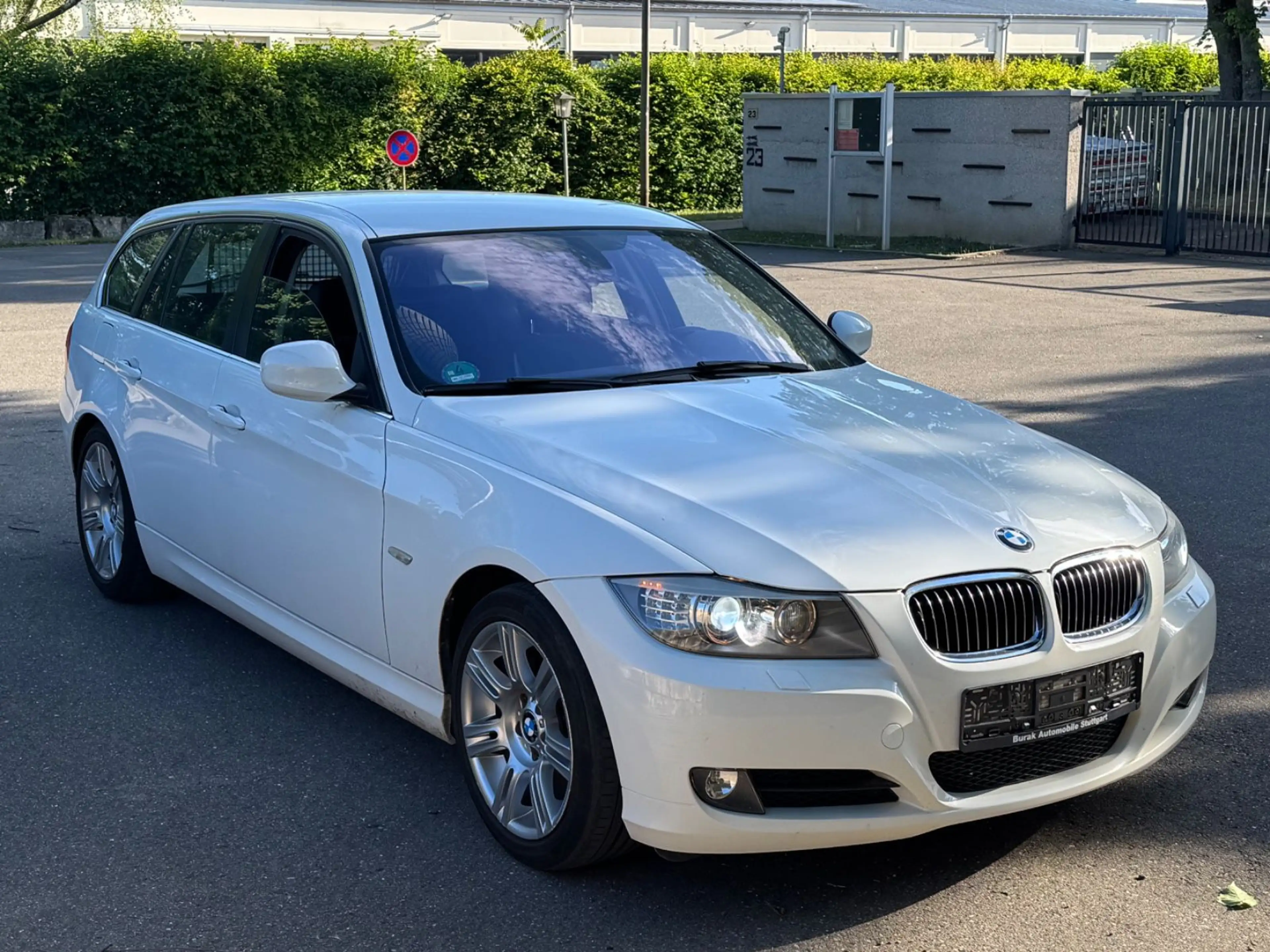 BMW 325 3 Touring 325i Edition Sport /Sportsitze/AHK — photo 2