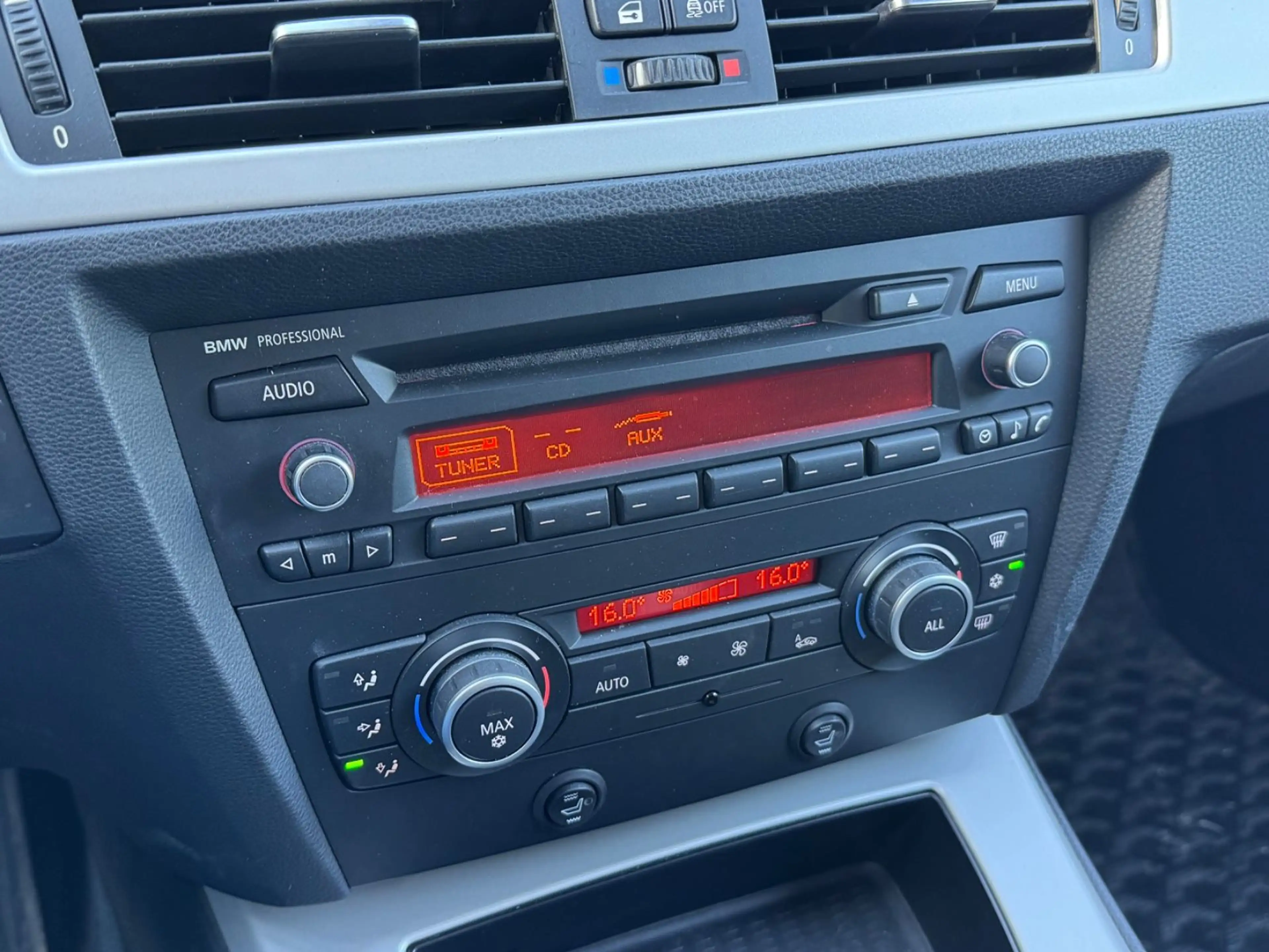 BMW 325 3 Touring 325i Edition Sport /Sportsitze/AHK — photo 11