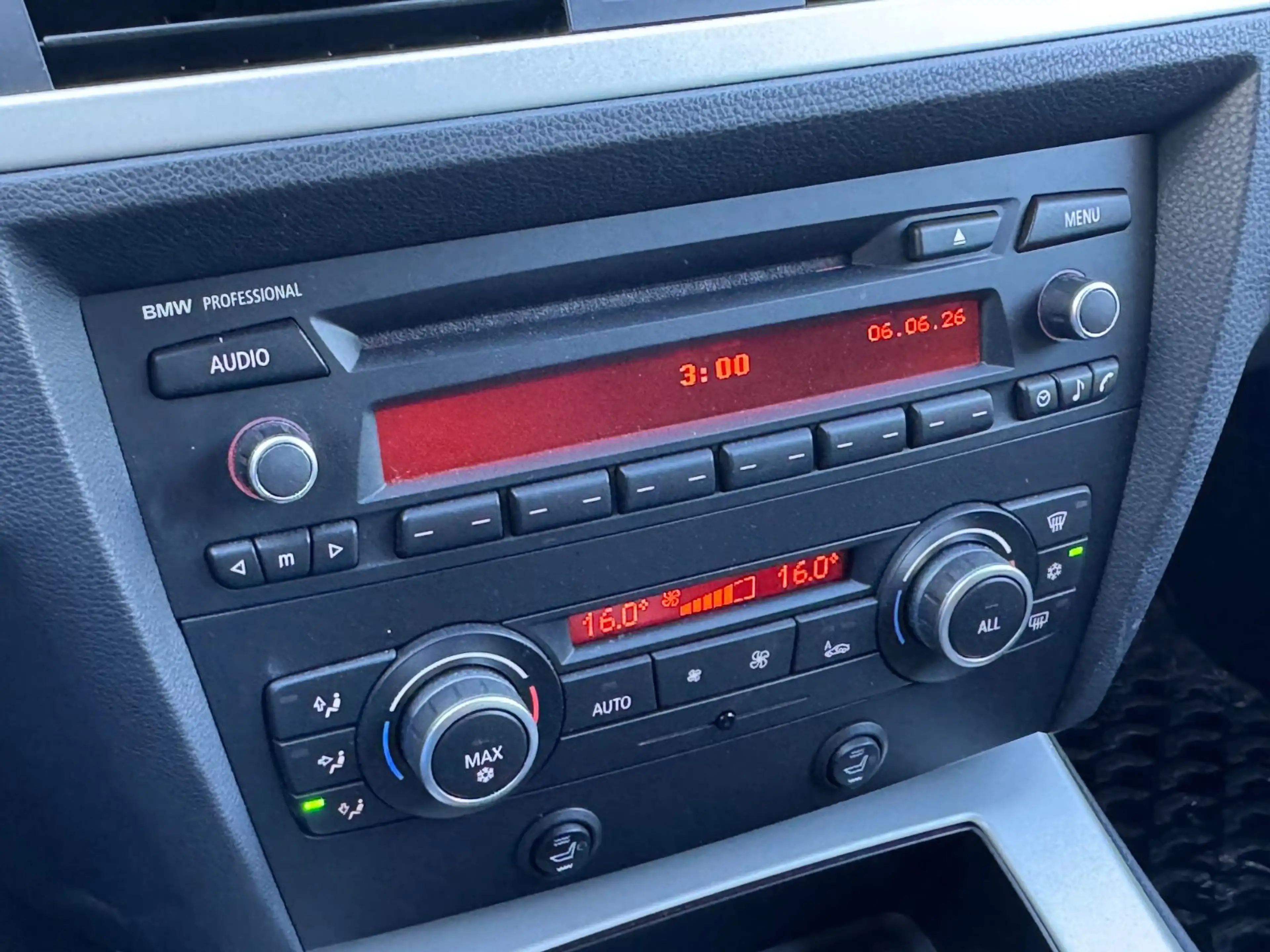 BMW 325 3 Touring 325i Edition Sport /Sportsitze/AHK — photo 8