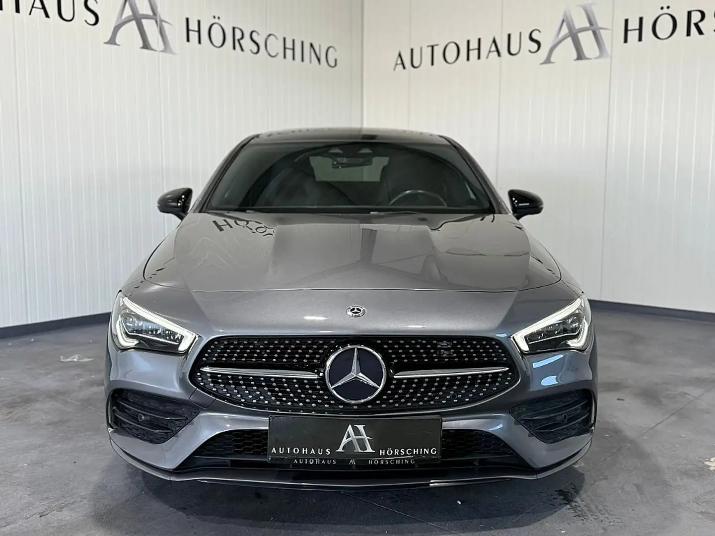 Mercedes-Benz CLA 180 d Aut. Grey - 2