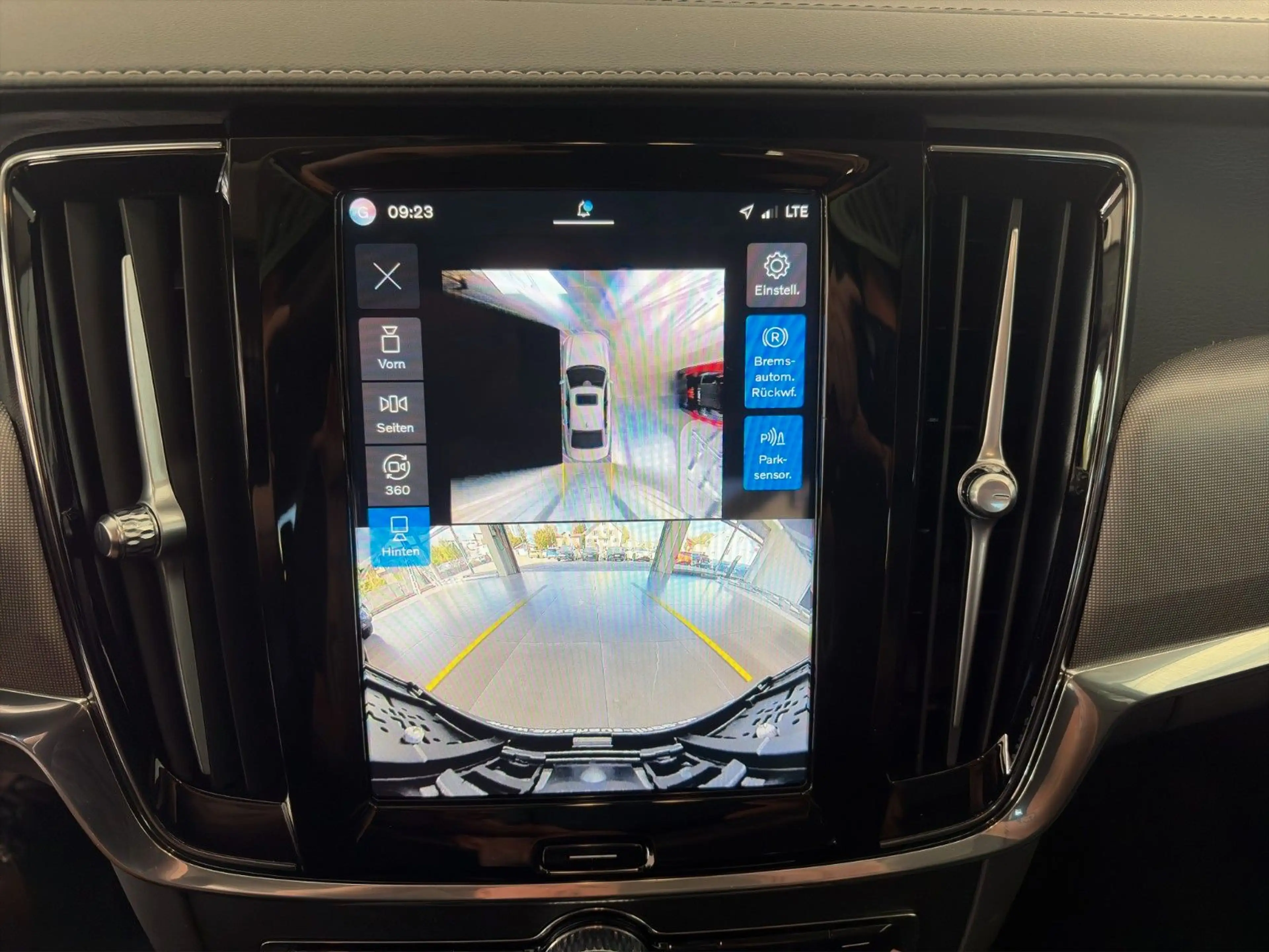 Volvo S90 Lim. Ultimate Dark Recharge Plug-In Hybrid A — photo 15