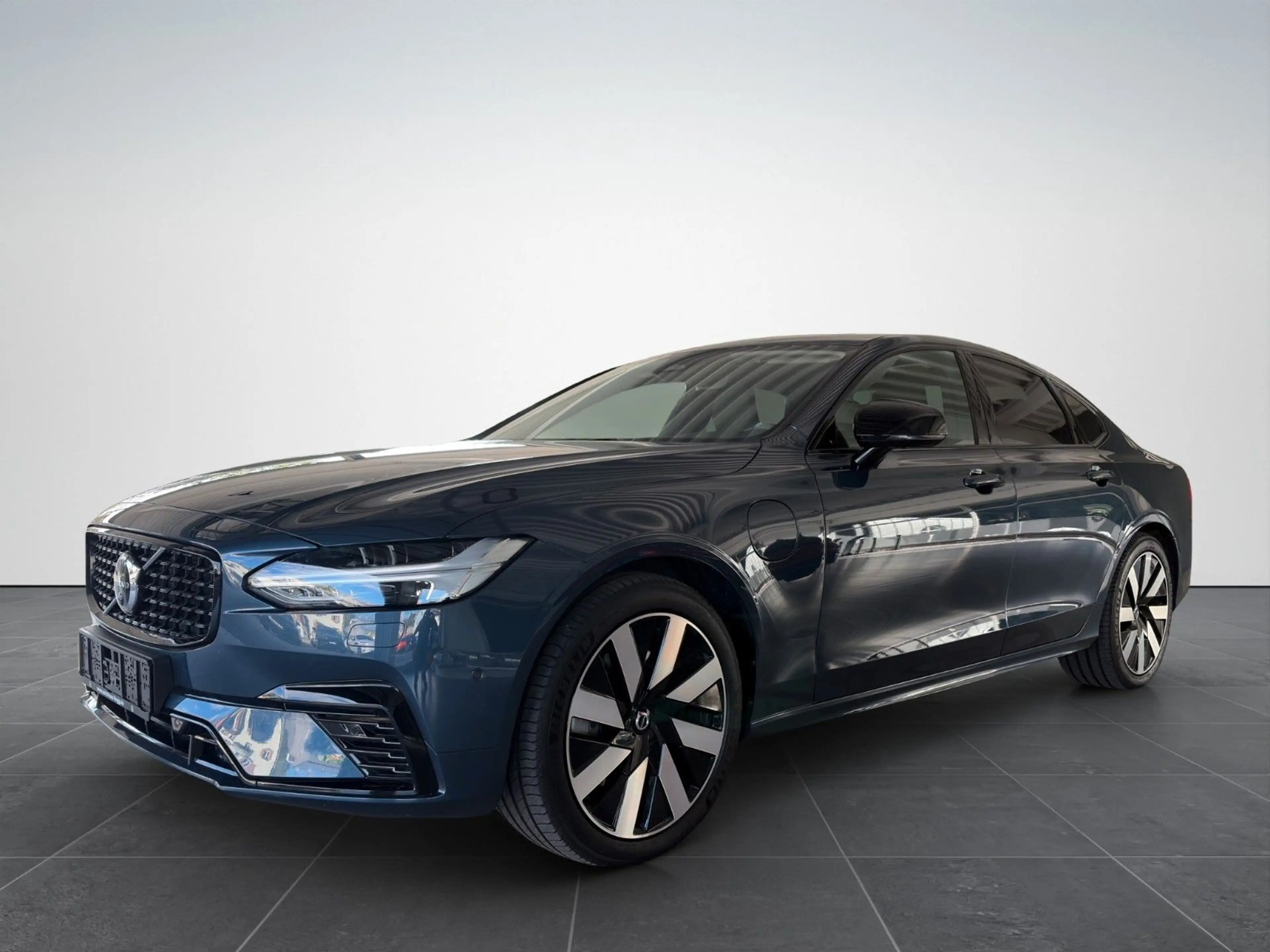 Volvo S90 Lim. Ultimate Dark Recharge Plug-In Hybrid A