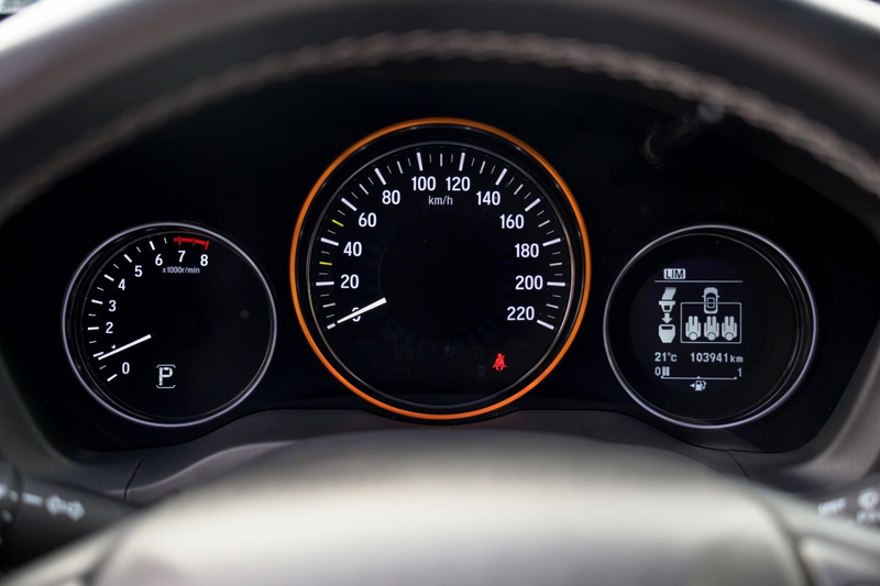 Honda HR-V Executive LED Kamera Keyless Panorama DAB — photo 15